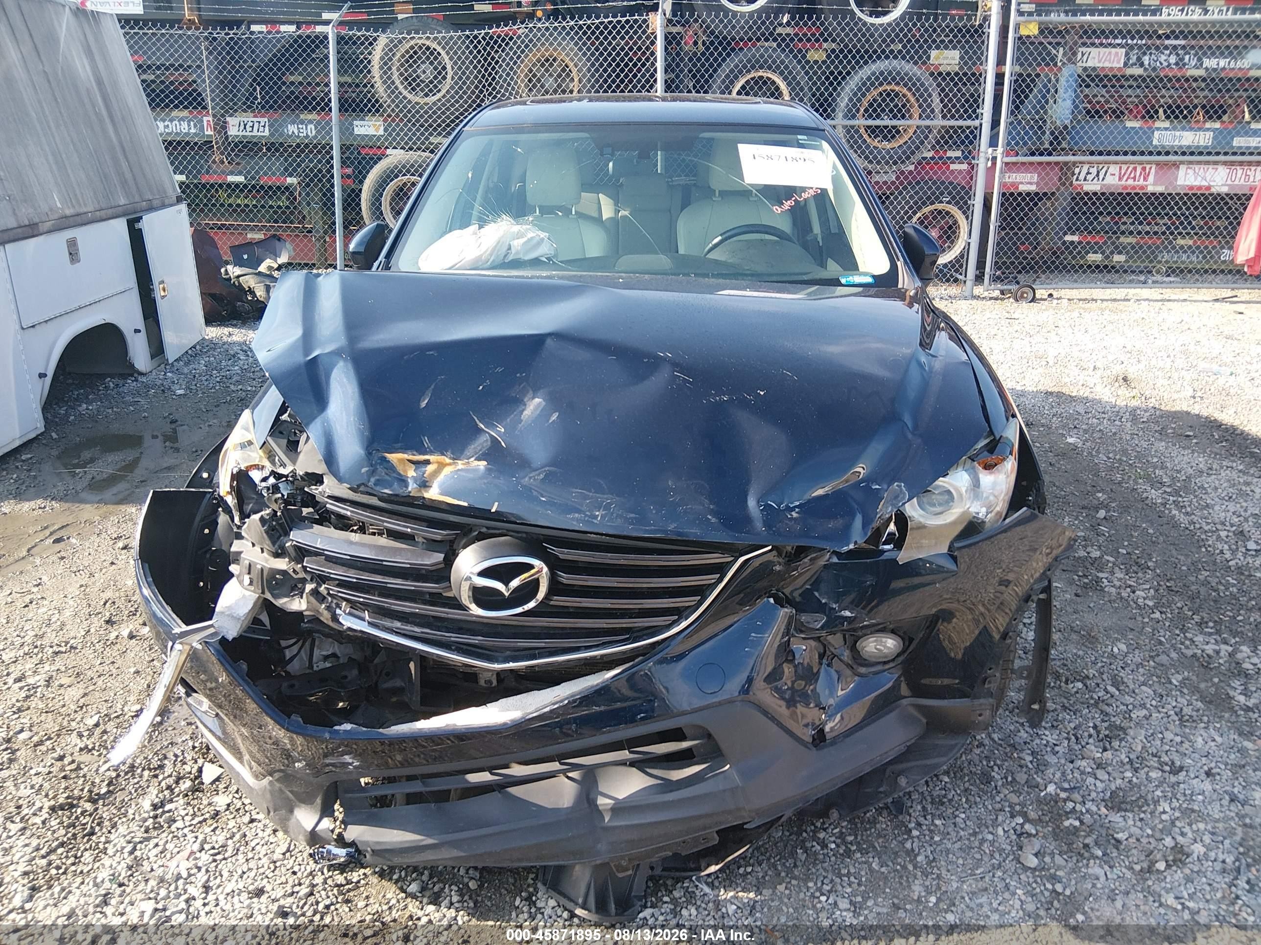 2016 Mazda Cx-5 Grand Touring Dark Blue vin: JM3KE2DY8G0769417