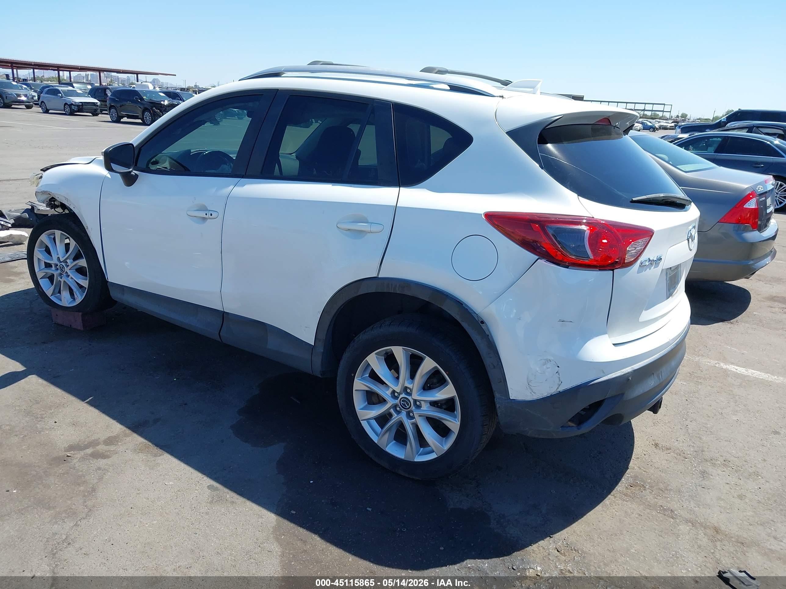 2015 Mazda Cx-5 Grand Touring White vin: JM3KE2DY9F0479069
