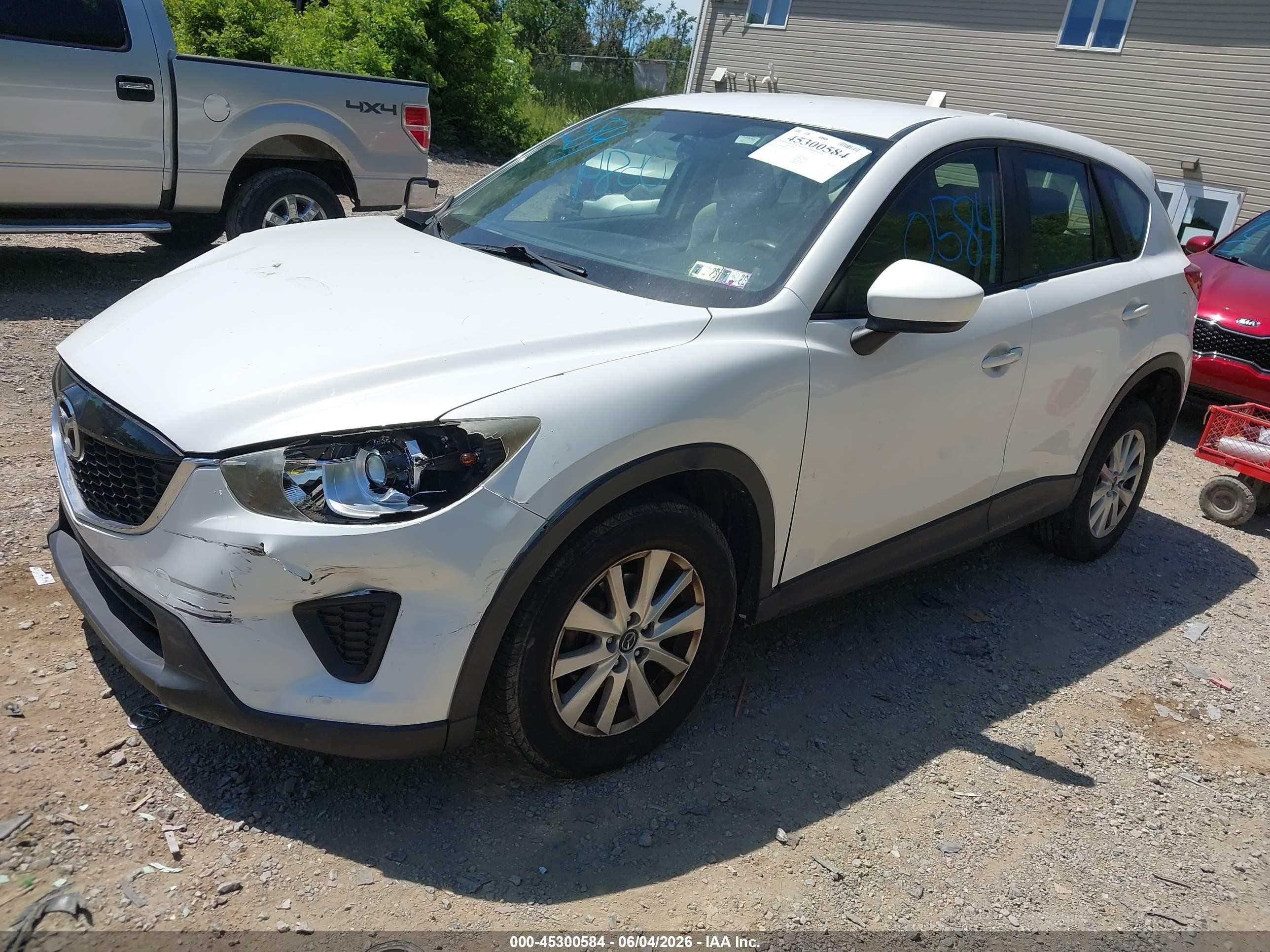 2013 Mazda Cx-5 Sport White vin: JM3KE4BE1D0167376
