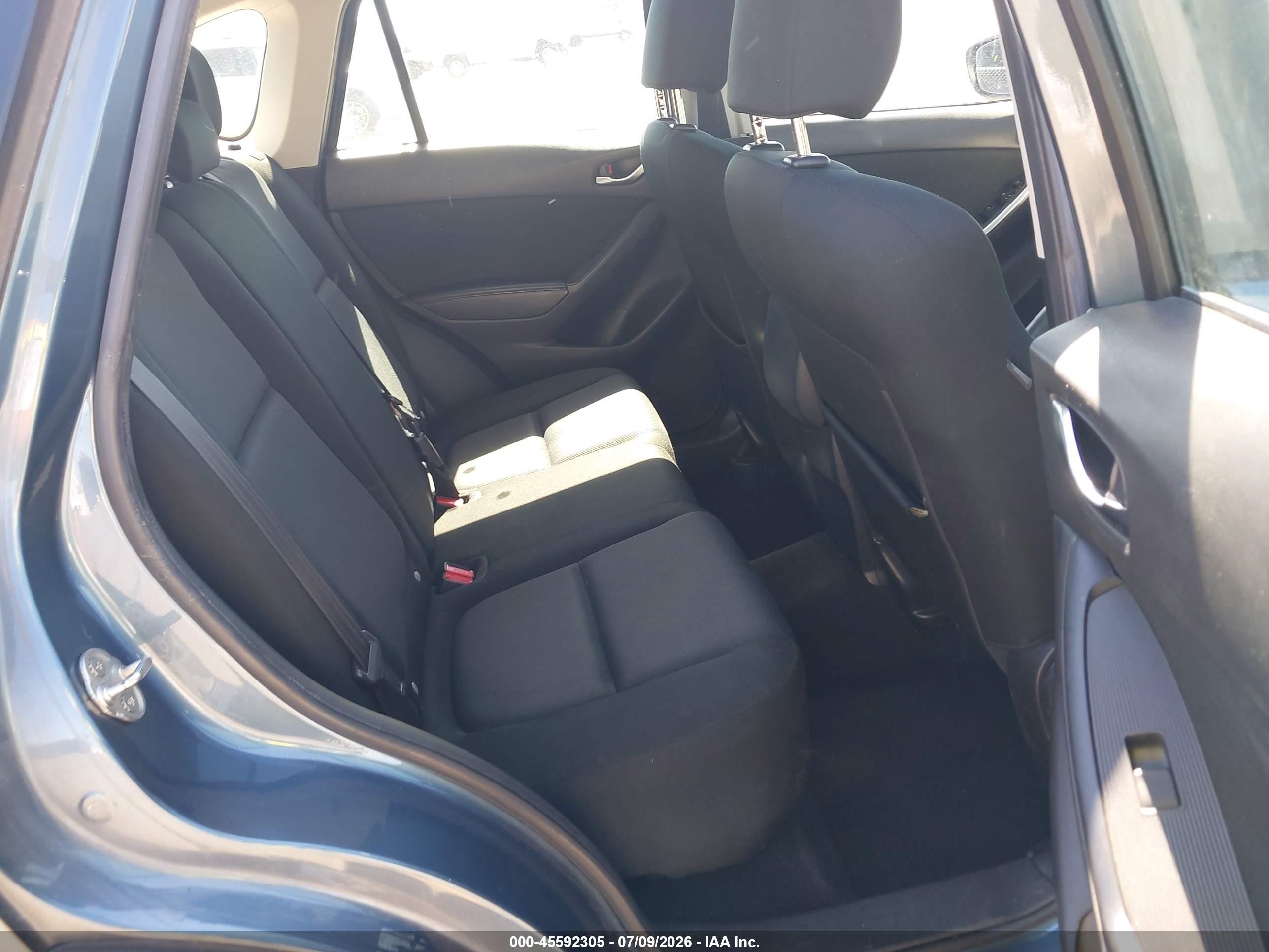 2015 Mazda Cx-5 Sport Blue vin: JM3KE4BY0F0532370