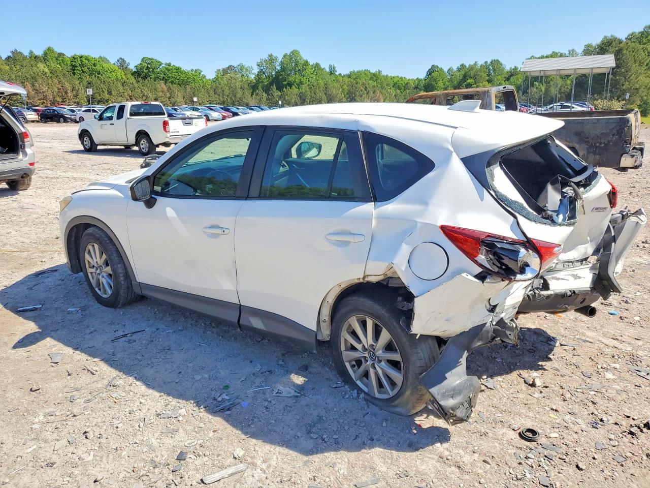 2015 Mazda Cx-5 4d 4wd White vin: JM3KE4BY2F0495628