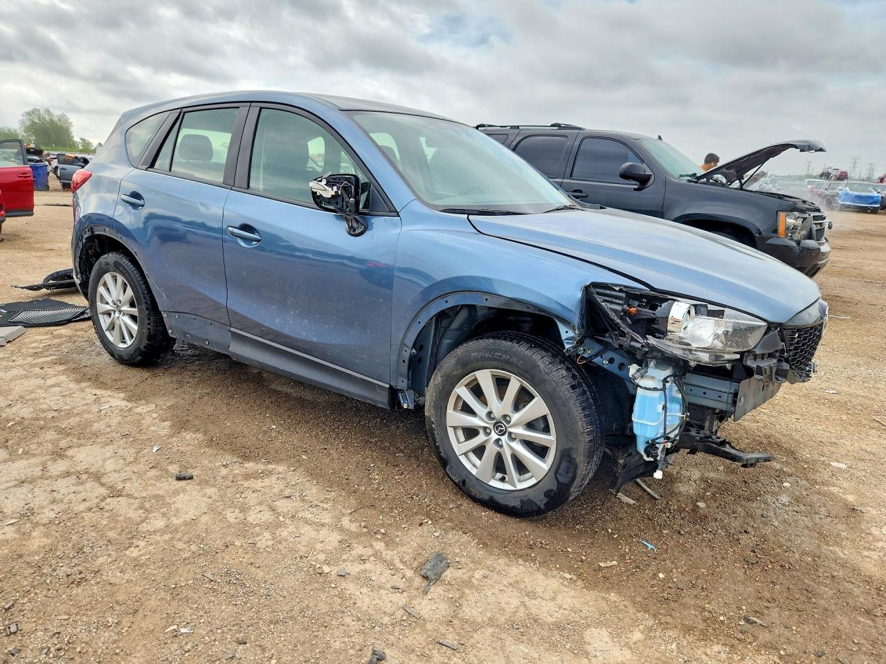 2015 Mazda Cx-5 Sport Blue vin: JM3KE4BY5F0524815