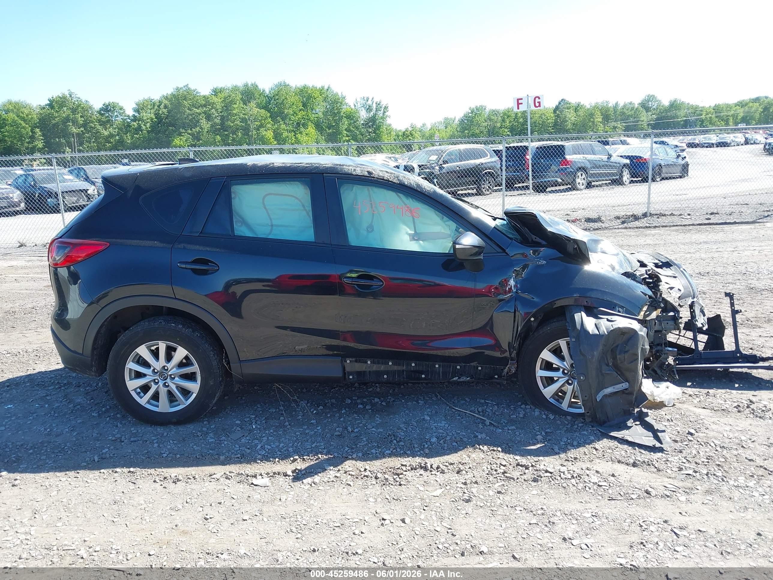 2015 Mazda Cx-5 Sport Черный vin: JM3KE4BY7F0526193