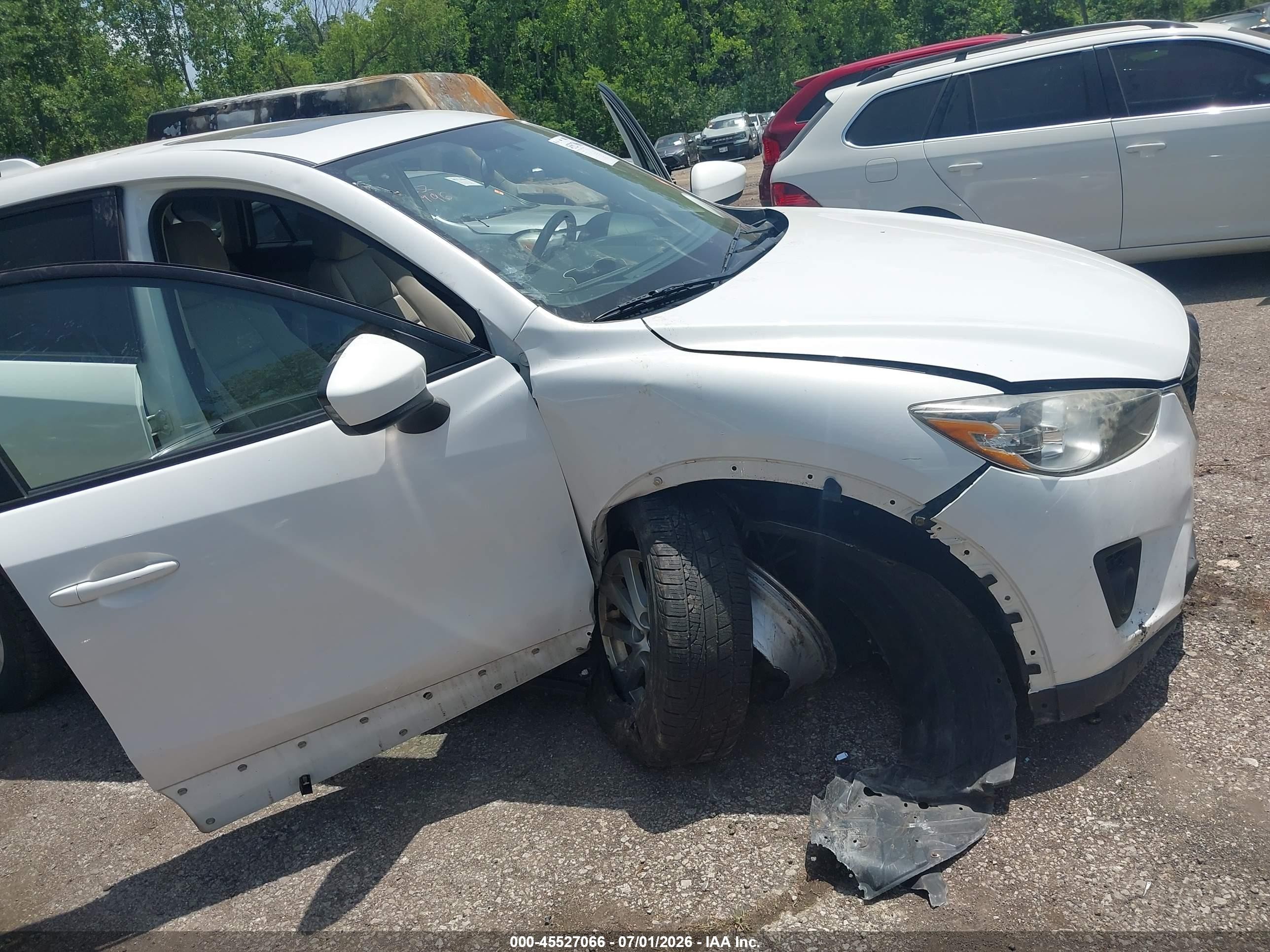 2013 Mazda Cx-5 Touring White vin: JM3KE4CE0D0120919