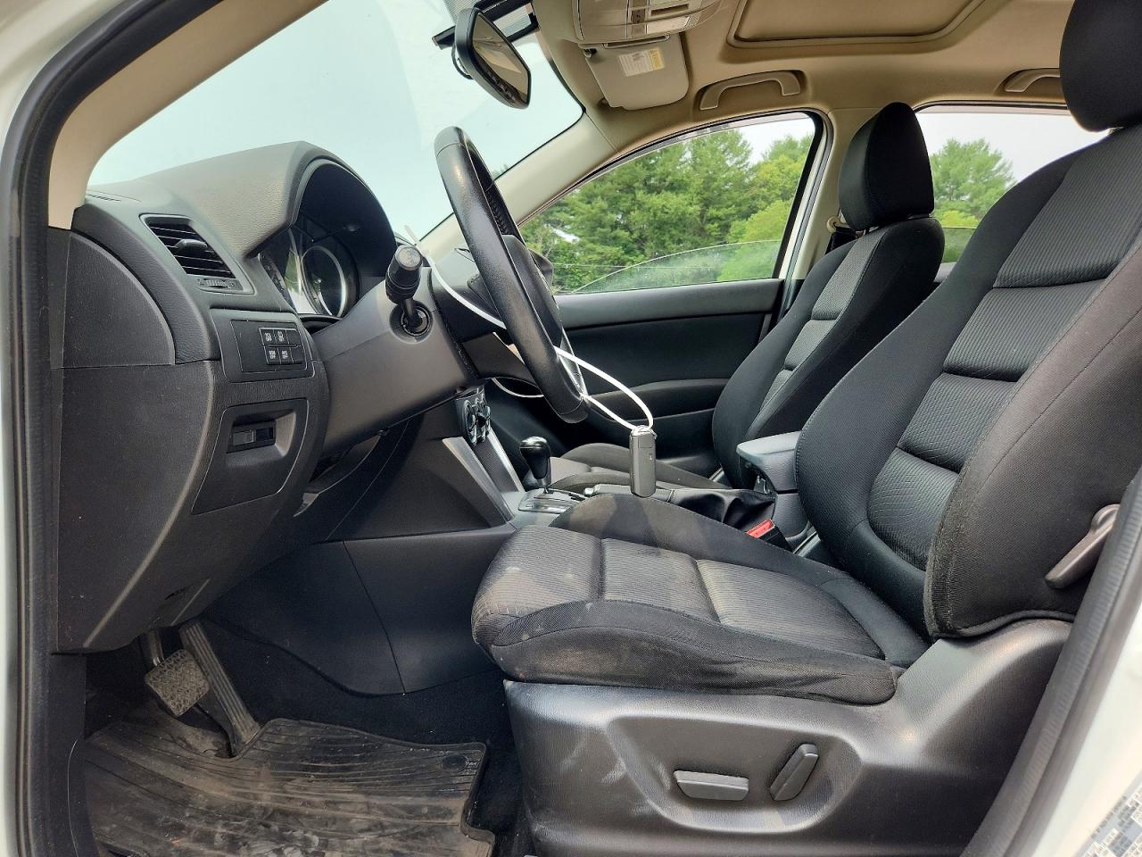 2013 Mazda Cx-5 Touring White vin: JM3KE4CE2D0165554