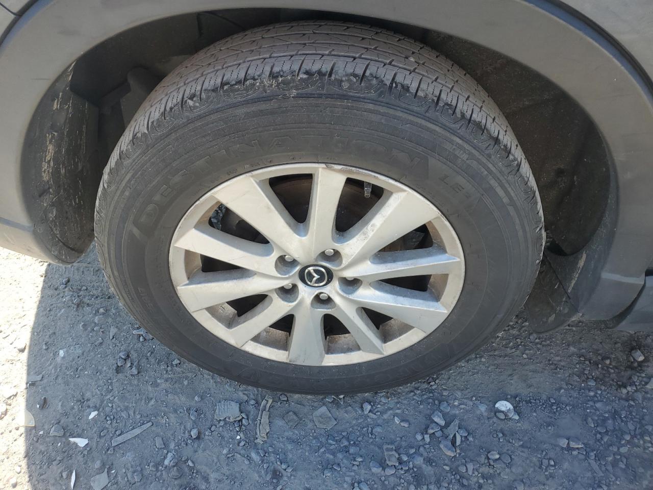 2013 Mazda Cx-5 Touring Gray vin: JM3KE4CE5D0125761 Damage: Right Rear Wheel, Curb Rash, 5 To 6 Inches