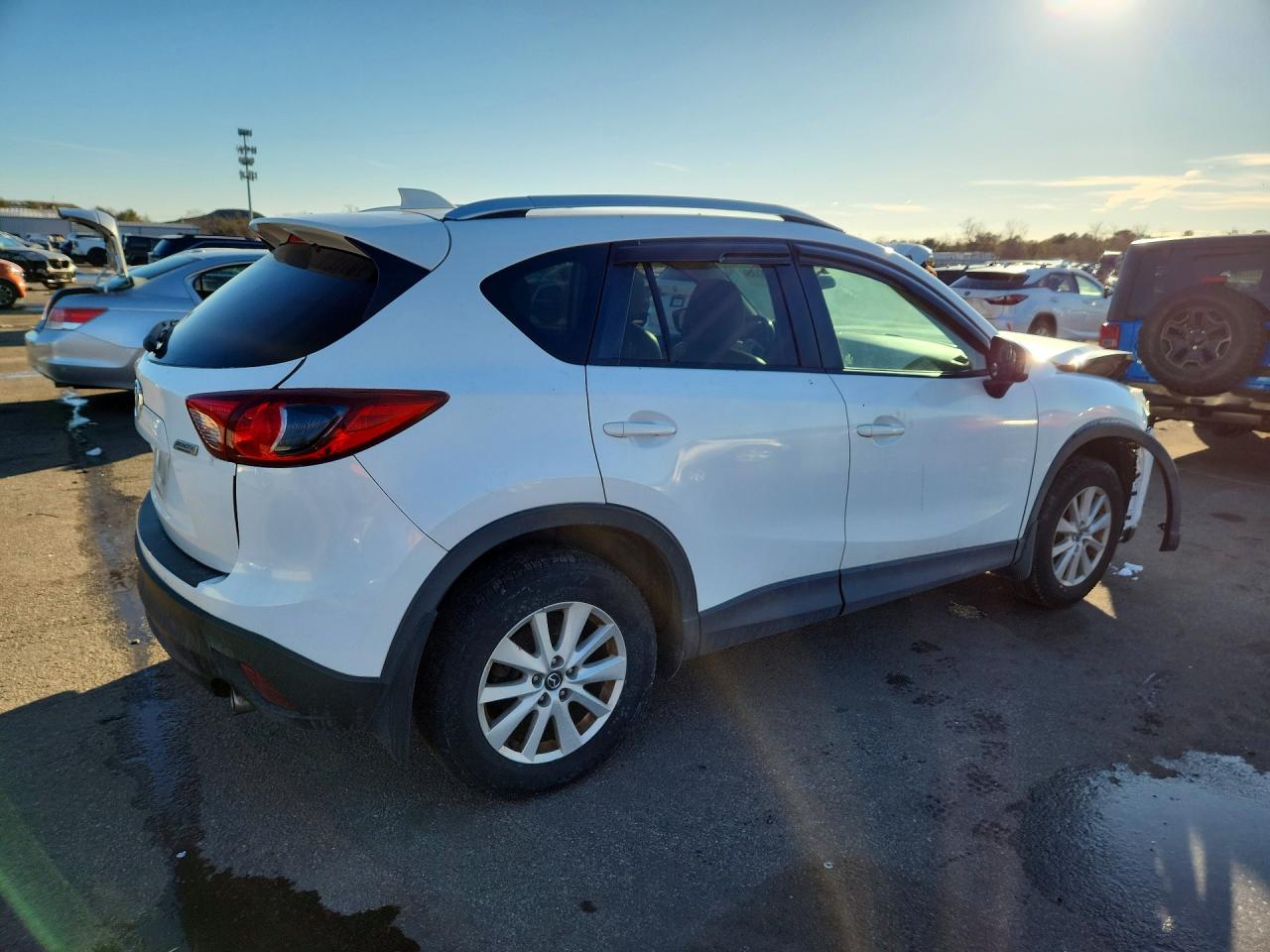 2013 Mazda Cx-5 Touring White vin: JM3KE4CE6D0121718
