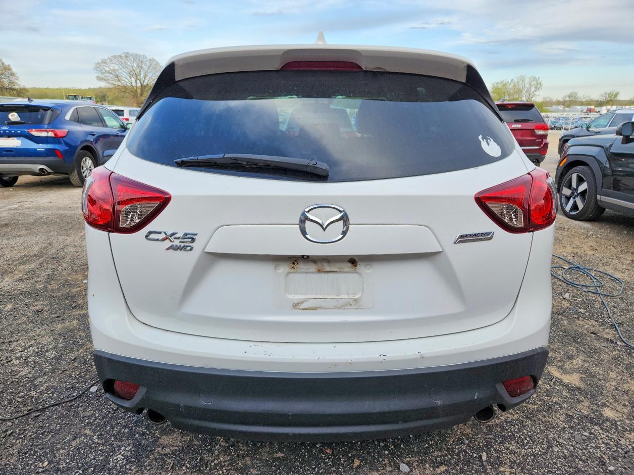 2013 Mazda Cx-5 Touring White vin: JM3KE4CE7D0111733