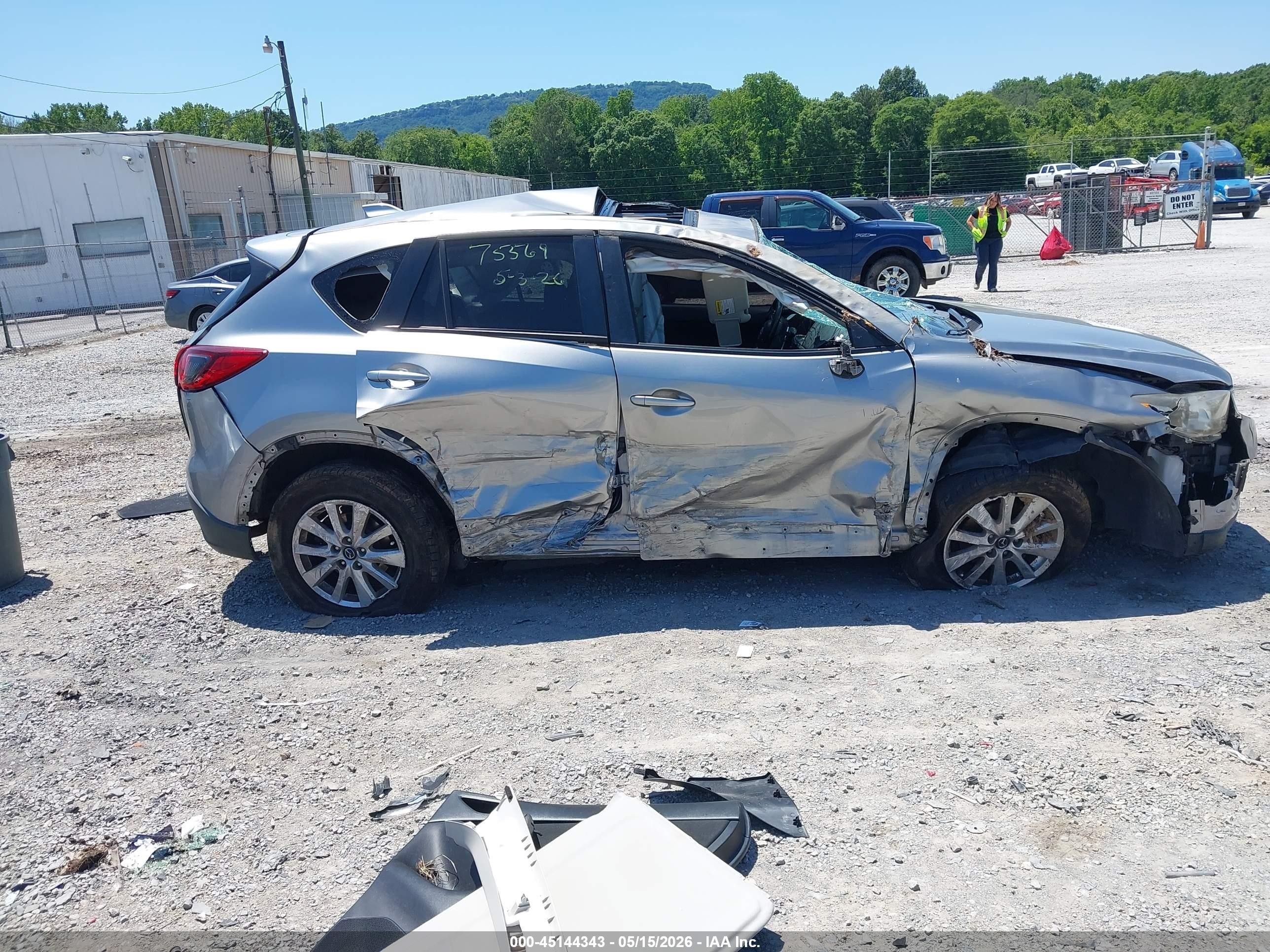 2013 Mazda Cx-5 Touring Silver vin: JM3KE4CEXD0159887