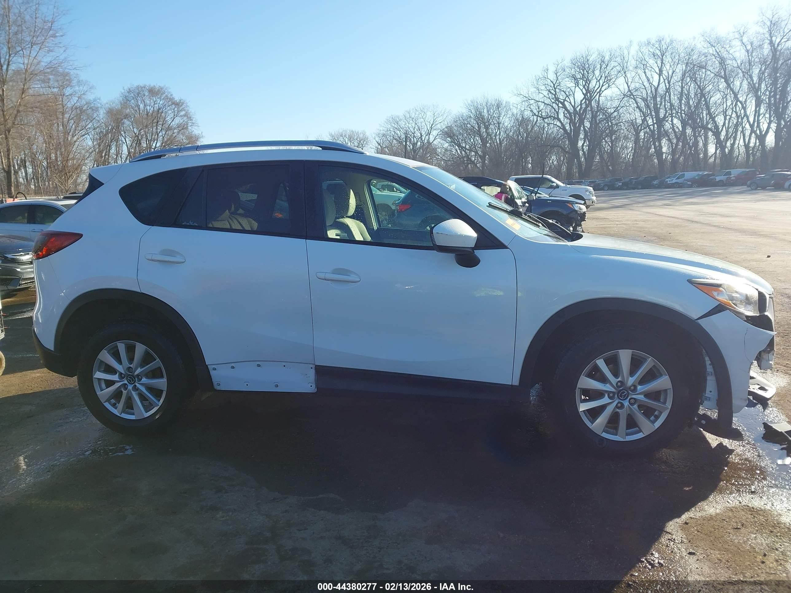 2014 Mazda Cx-5 Touring White vin: JM3KE4CY0E0354411