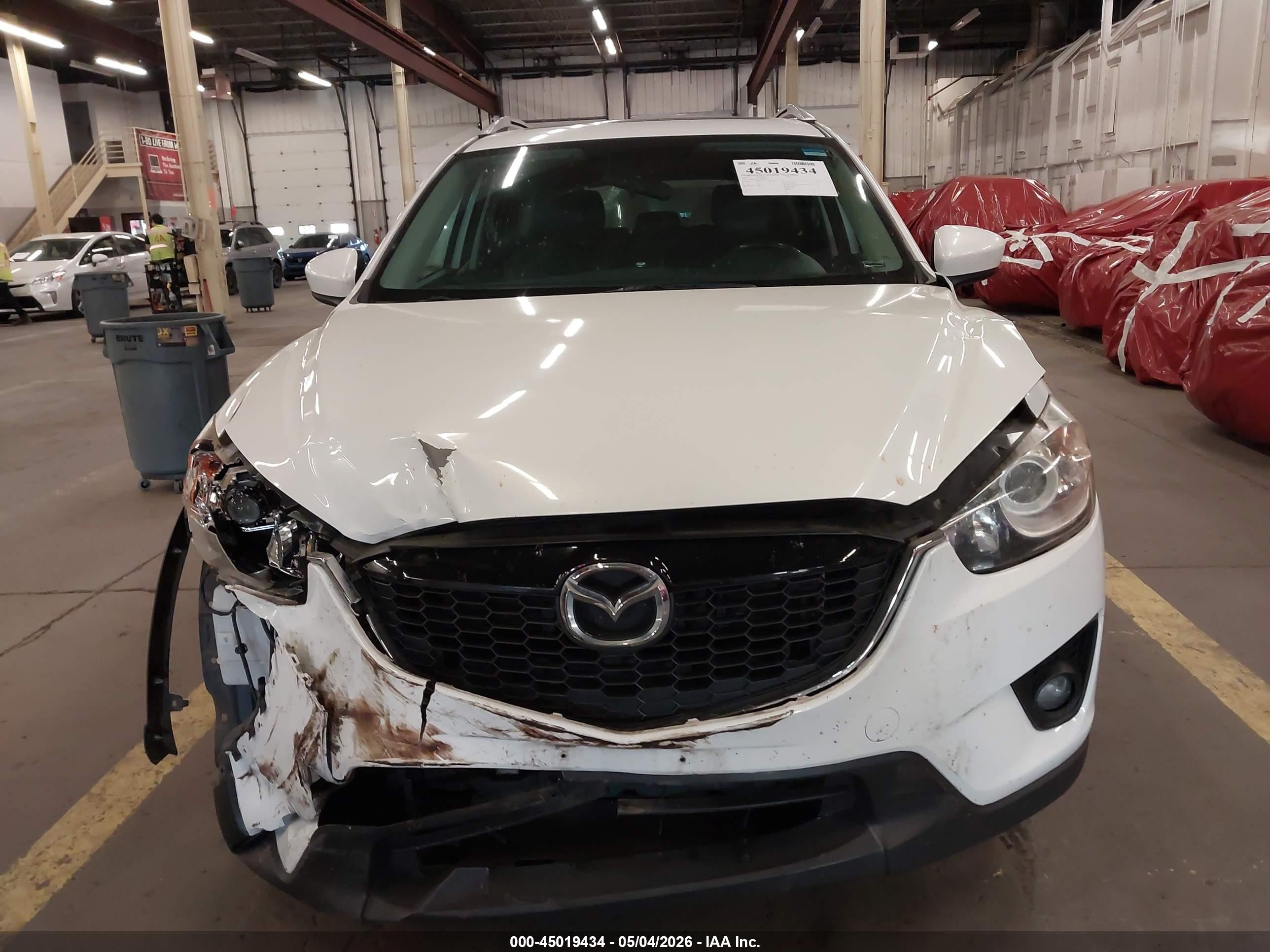 2014 Mazda Cx-5 Touring White vin: JM3KE4CY0E0403011