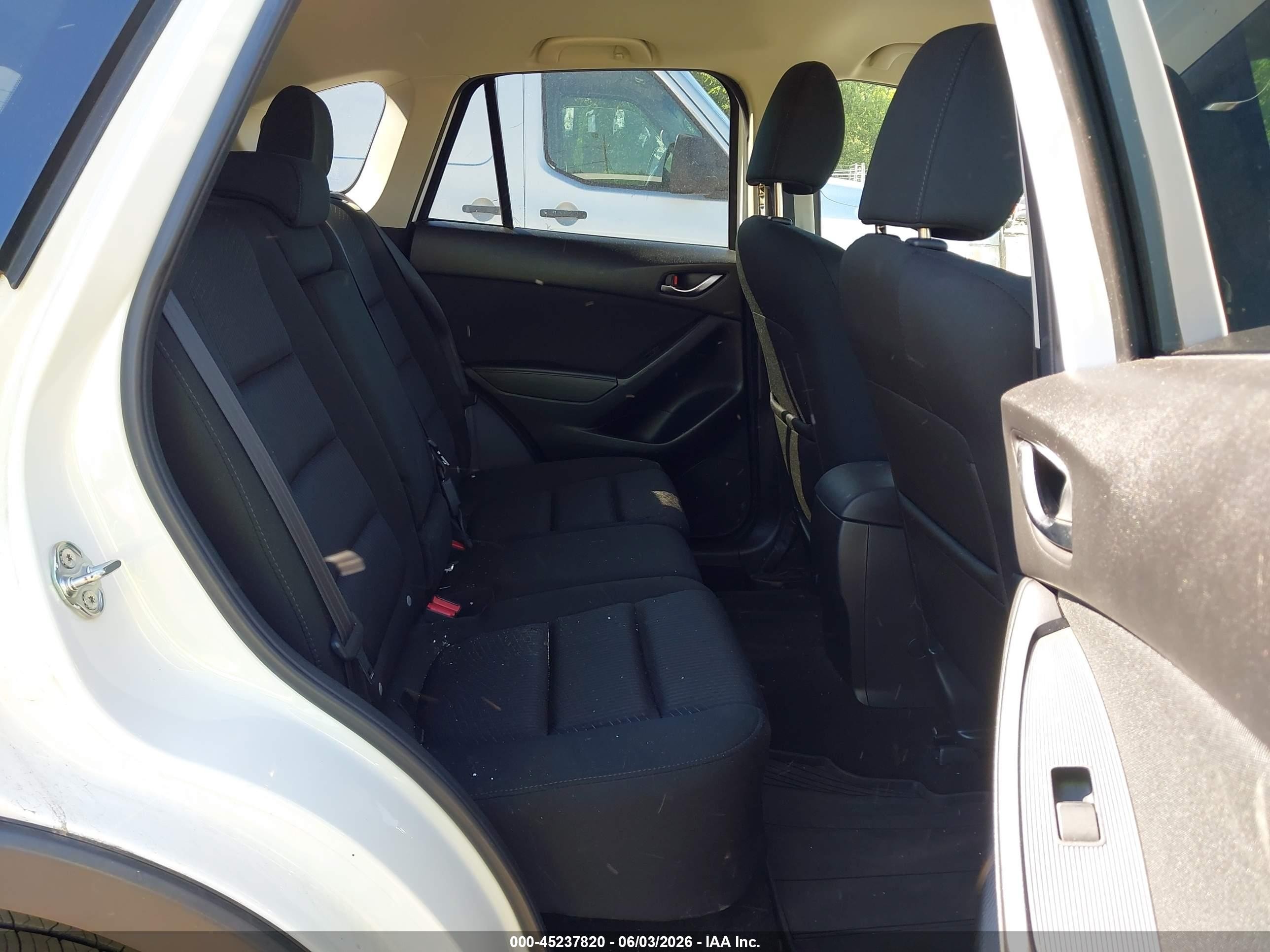 2015 Mazda Cx-5 Touring White vin: JM3KE4CY0F0539737