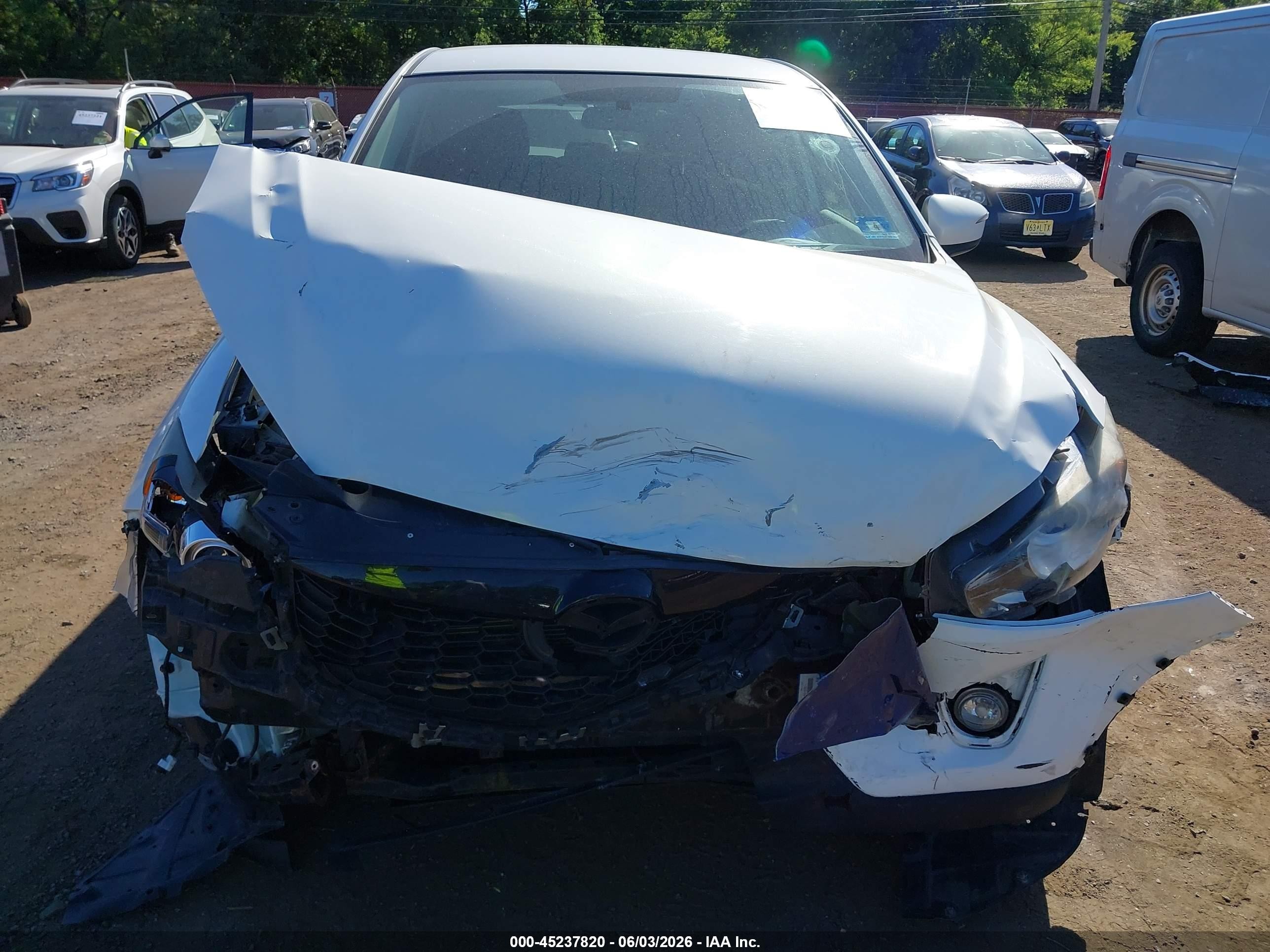 2015 Mazda Cx-5 Touring White vin: JM3KE4CY0F0539737