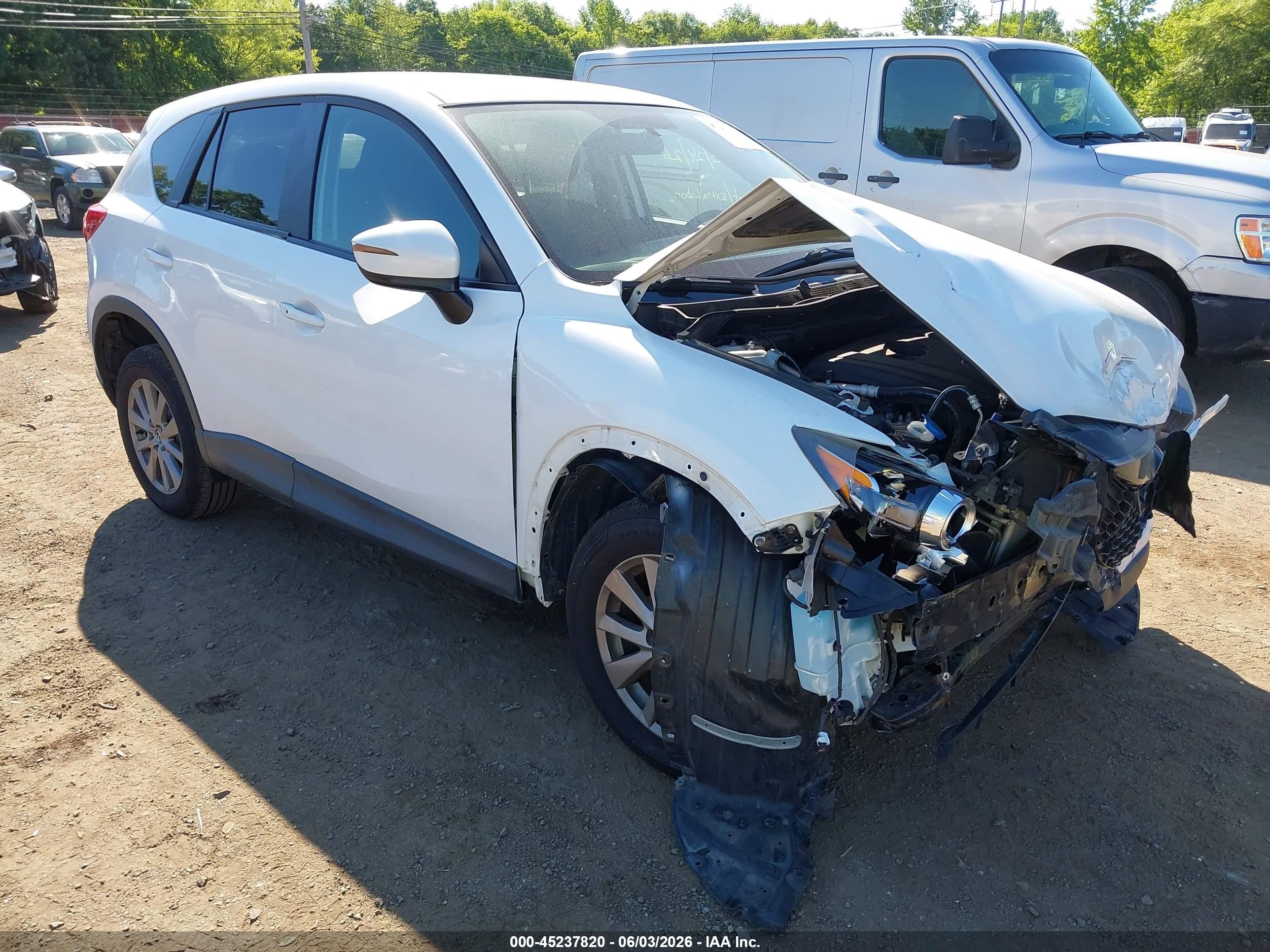 2015 Mazda Cx-5 Touring White vin: JM3KE4CY0F0539737