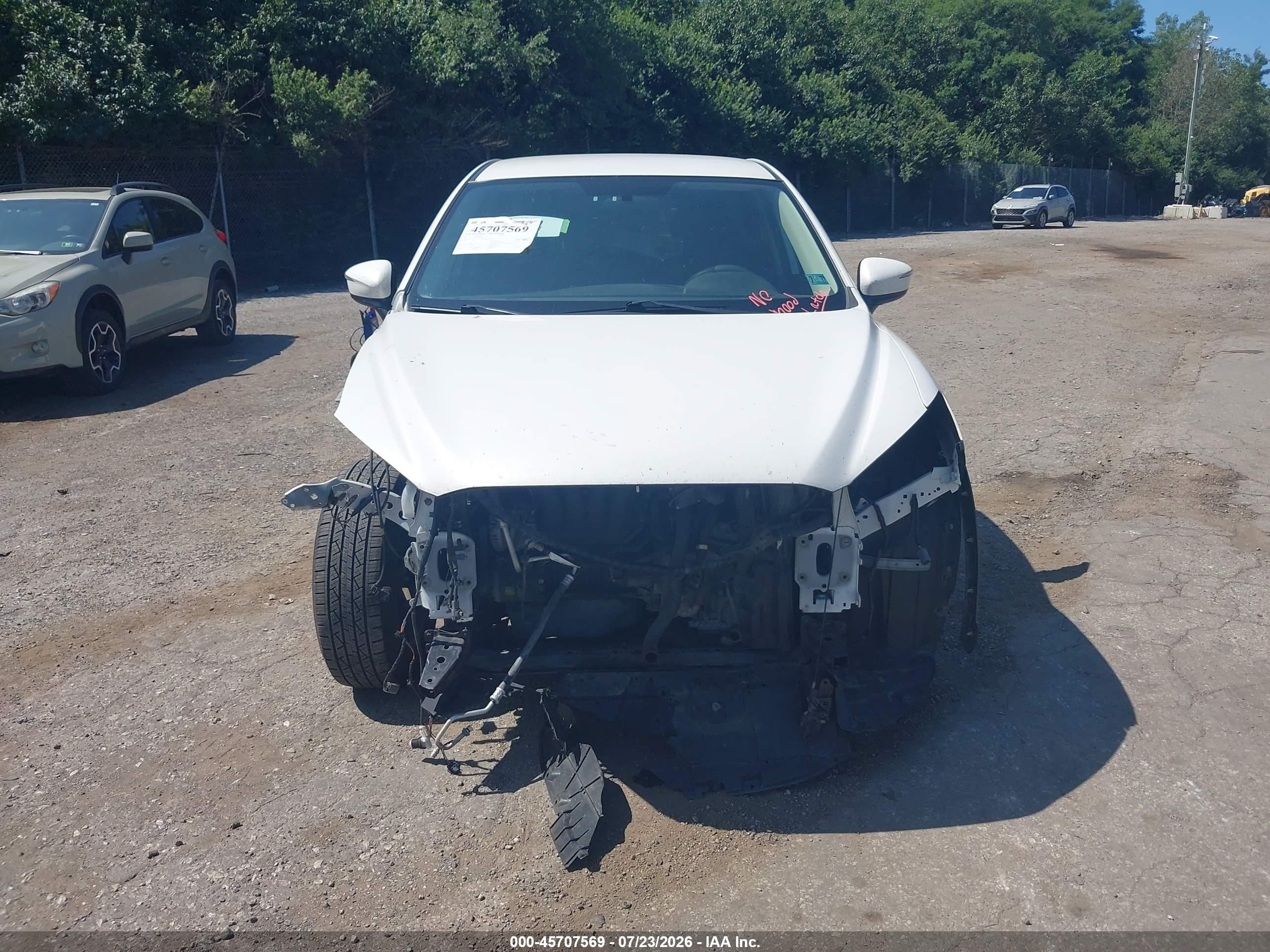 2015 Mazda Cx-5 Touring White vin: JM3KE4CY1F0478379