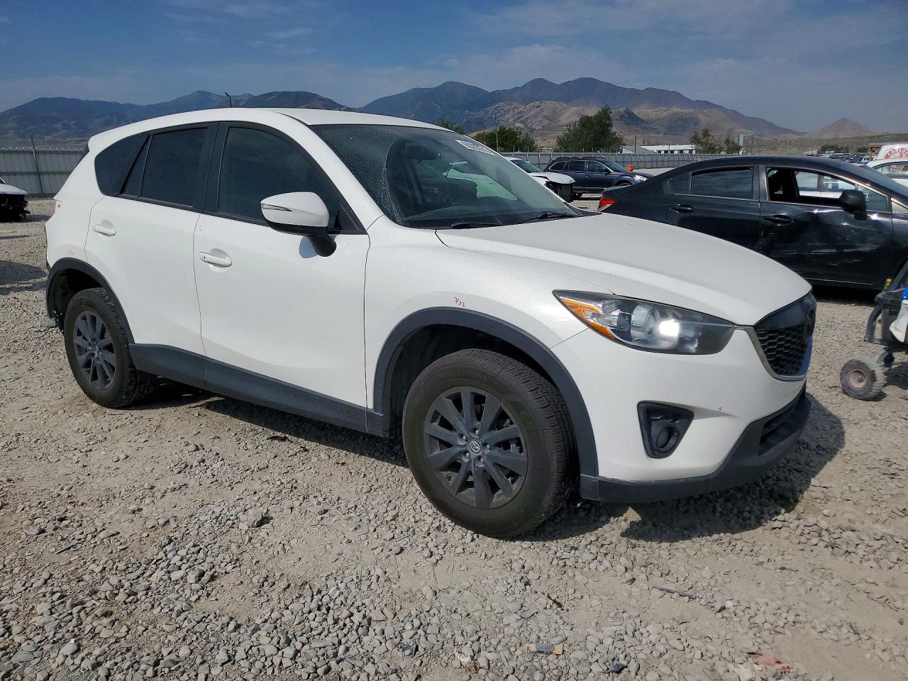 2015 Mazda Cx-5 Touring White vin: JM3KE4CY1F0483467