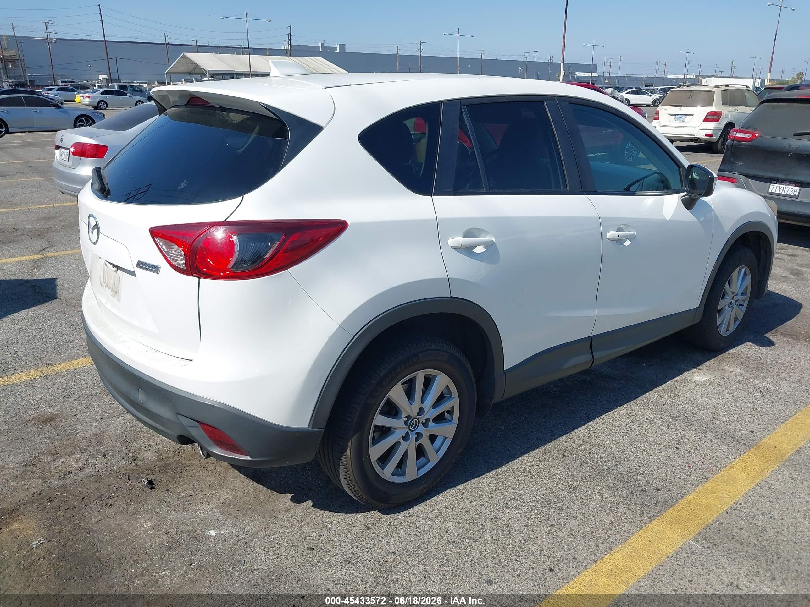 2015 Mazda Cx-5 Touring White vin: JM3KE4CY1F0537852