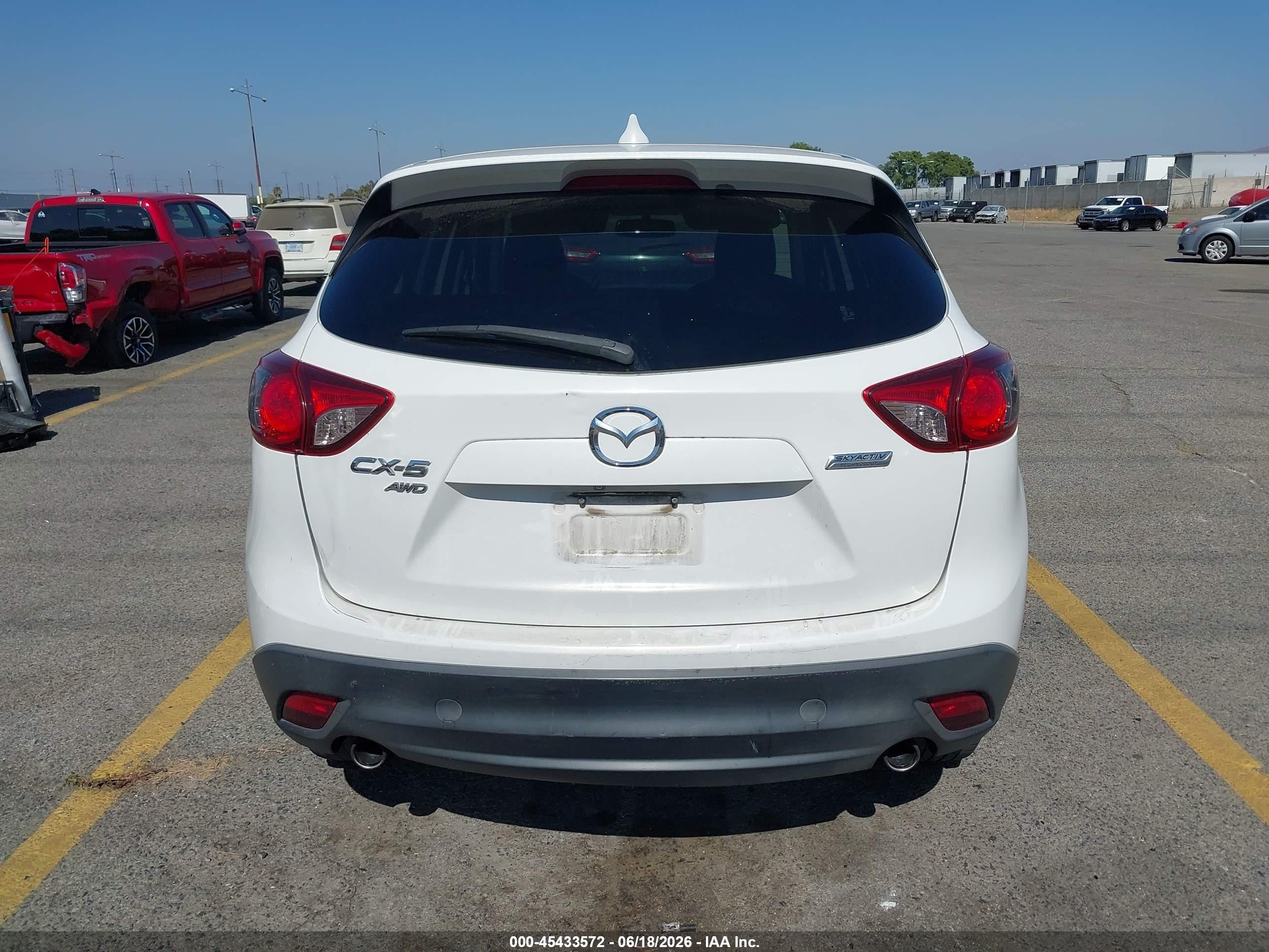 2015 Mazda Cx-5 Touring White vin: JM3KE4CY1F0537852