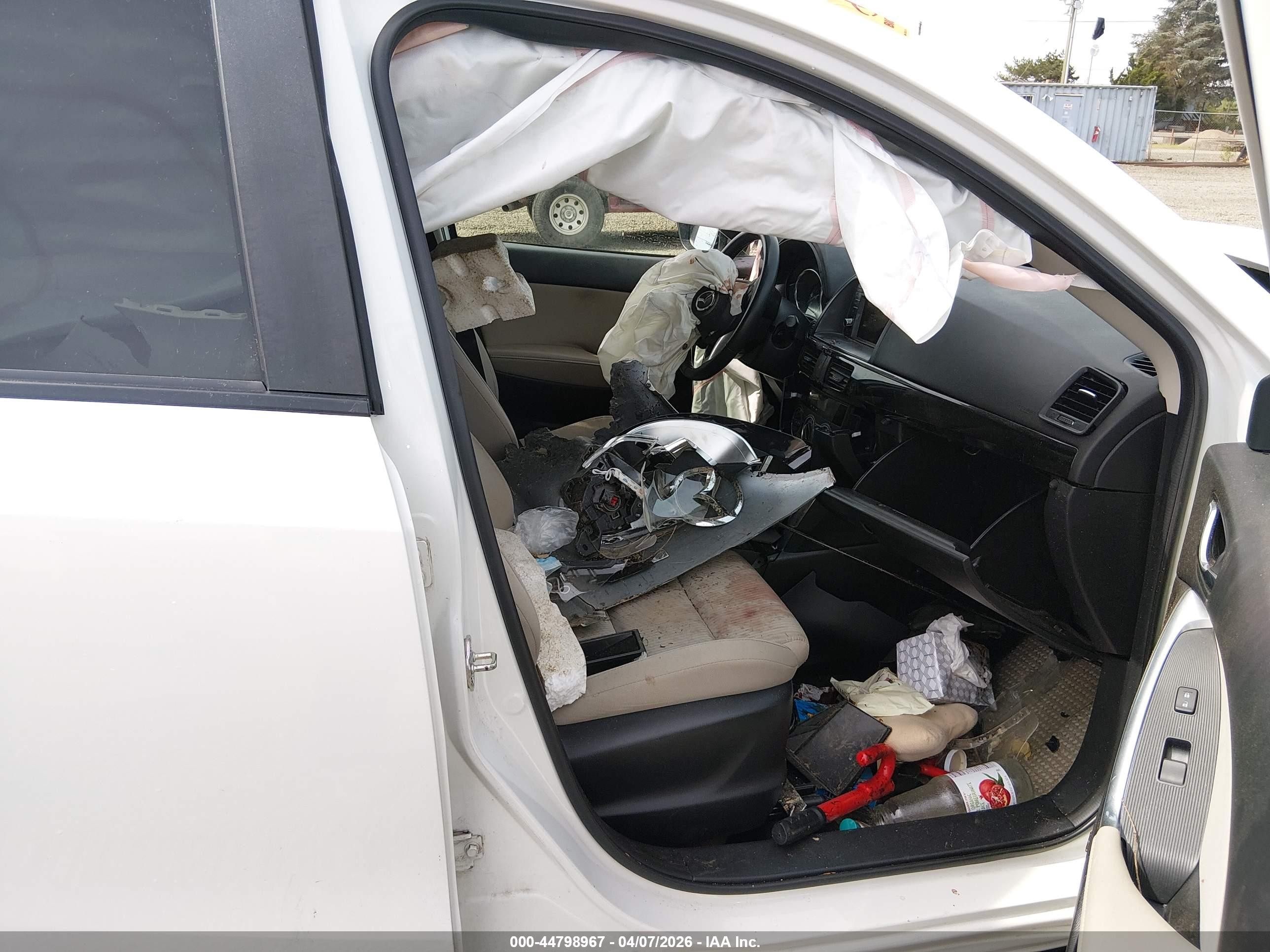 2014 Mazda Cx-5 Touring White vin: JM3KE4CY7E0313161