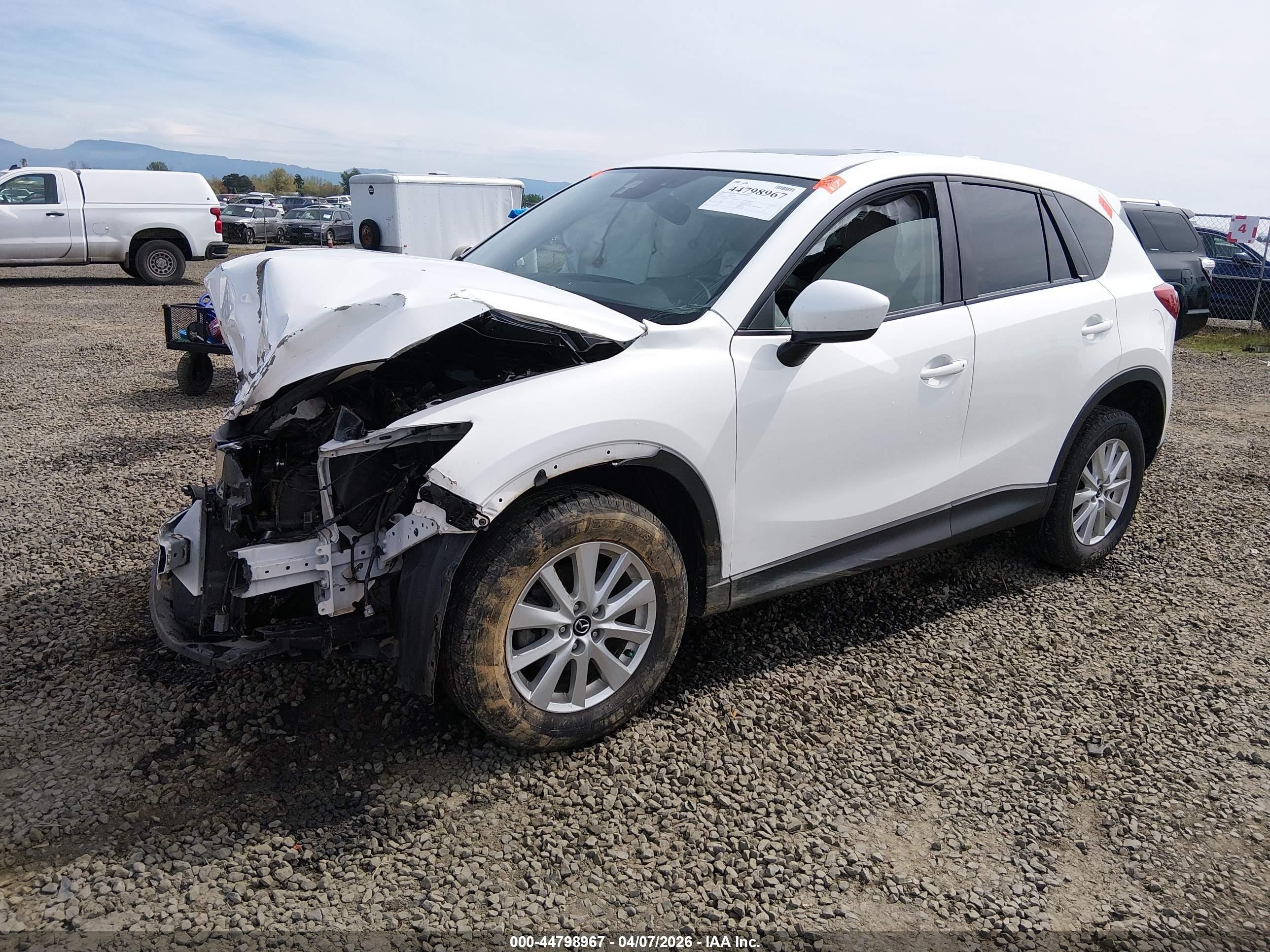 2014 Mazda Cx-5 Touring White vin: JM3KE4CY7E0313161