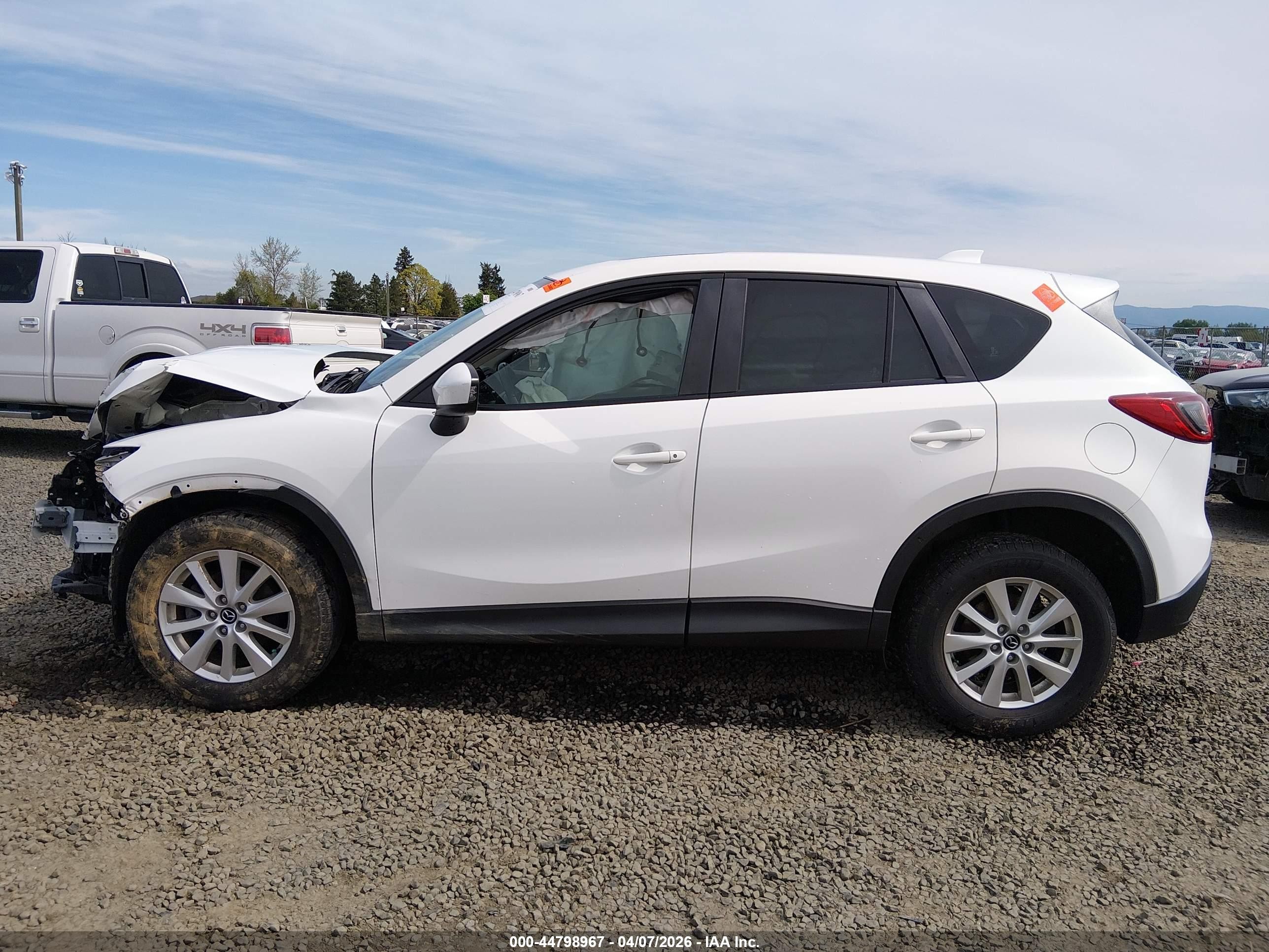 2014 Mazda Cx-5 Touring White vin: JM3KE4CY7E0313161