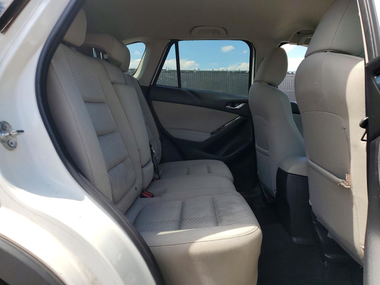 2014 Mazda Cx-5 Touring White vin: JM3KE4CY7E0322605