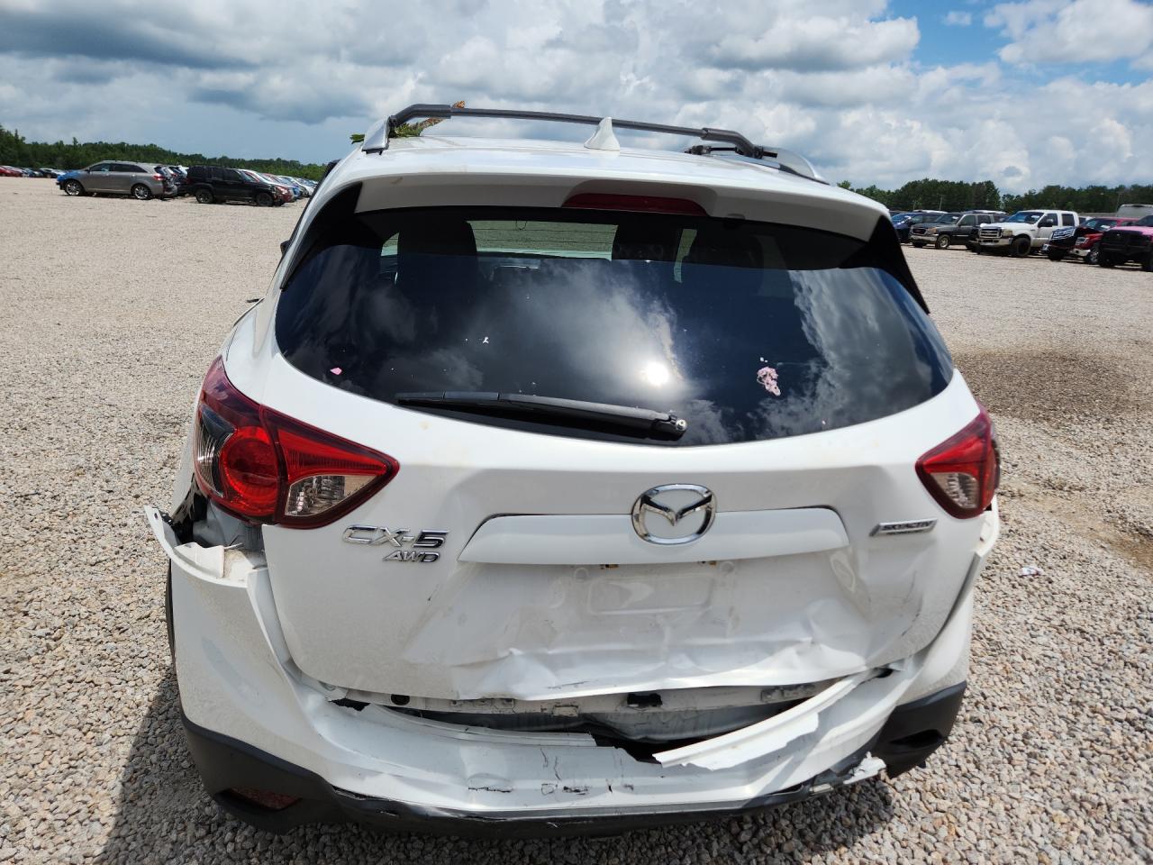 2016 Mazda Cx-5 Touring White vin: JM3KE4CY7G0891571