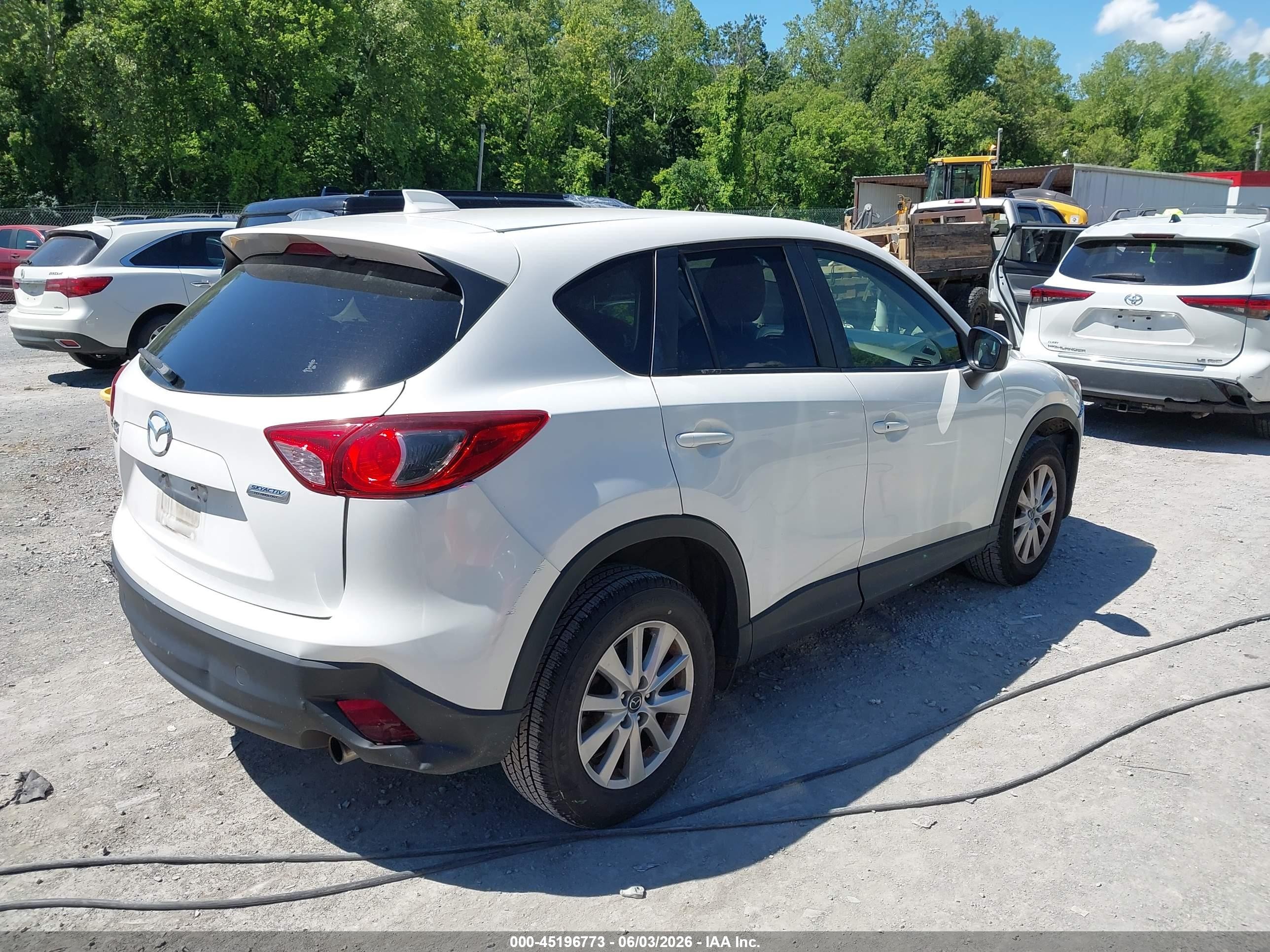 2015 Mazda Cx-5 Touring White vin: JM3KE4CY8F0484616