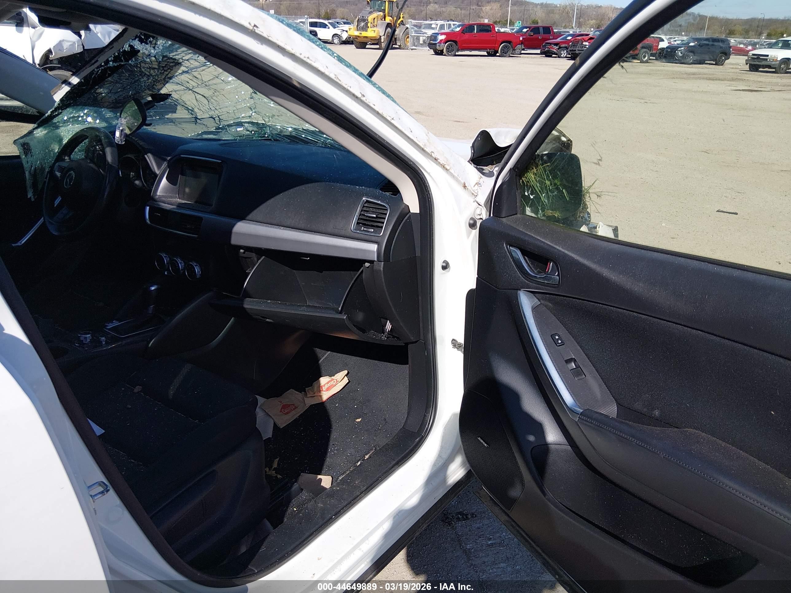 2016 Mazda Cx-5 Touring White vin: JM3KE4CY8G0638338