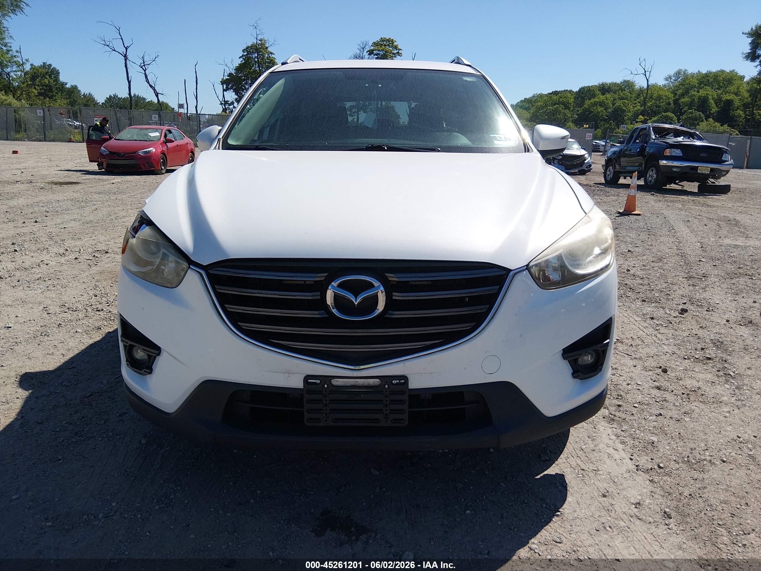 2016 Mazda Cx-5 Touring White vin: JM3KE4CY8G0758544