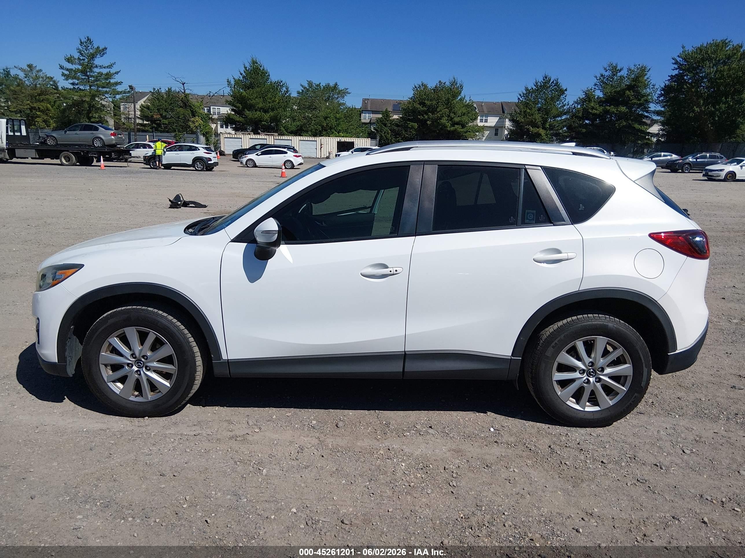 2016 Mazda Cx-5 Touring White vin: JM3KE4CY8G0758544
