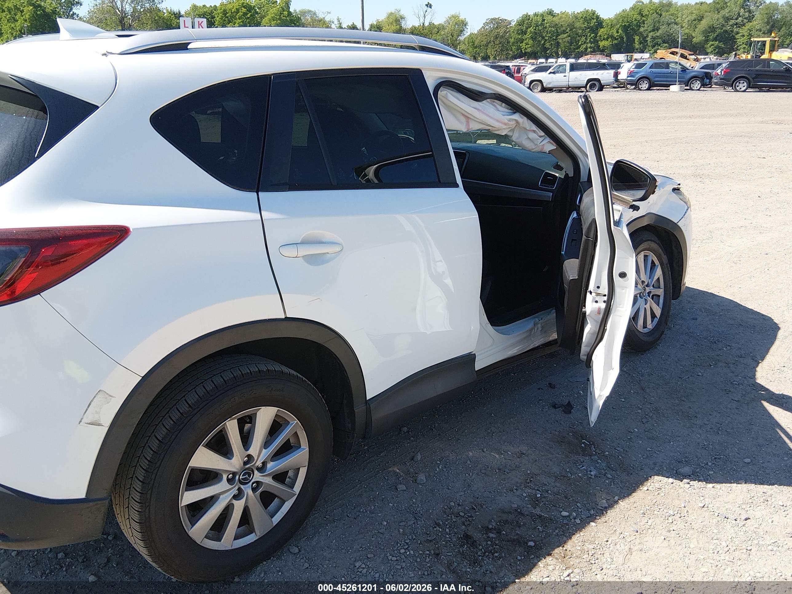 2016 Mazda Cx-5 Touring White vin: JM3KE4CY8G0758544