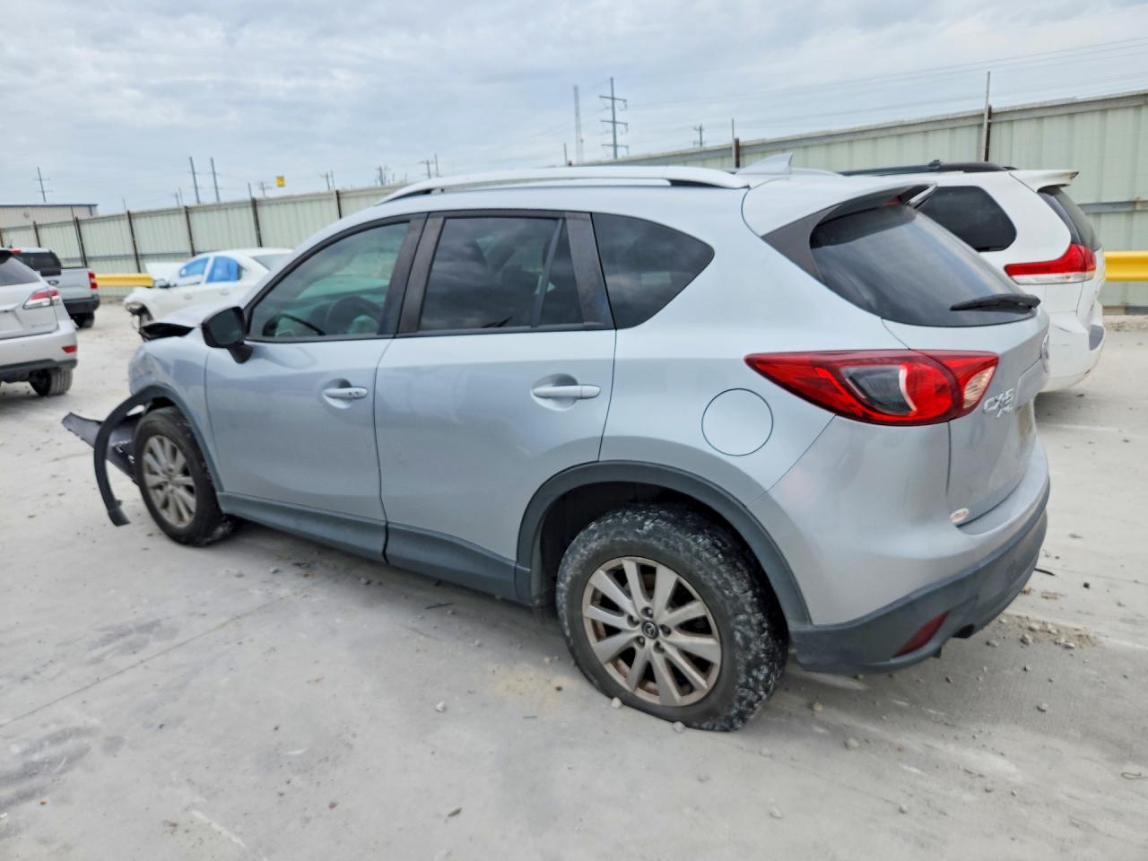 2016 Mazda Cx-5 Touring Серебряный vin: JM3KE4CY8G0846445