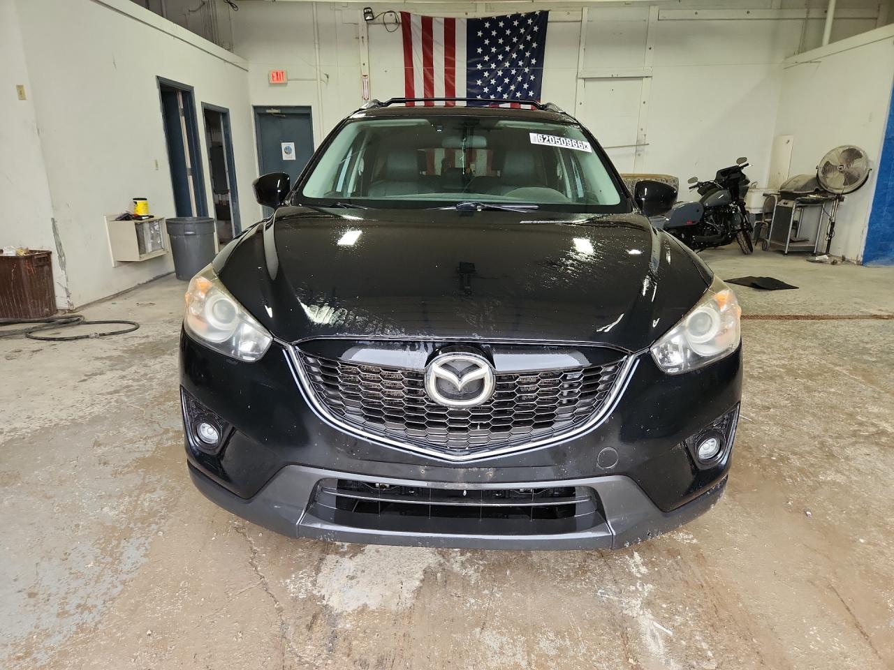 2015 Mazda Cx-5 Gt Black vin: JM3KE4DY1F0456462 Damage: Front Bumper/Cover, Chipped, 10 Or More