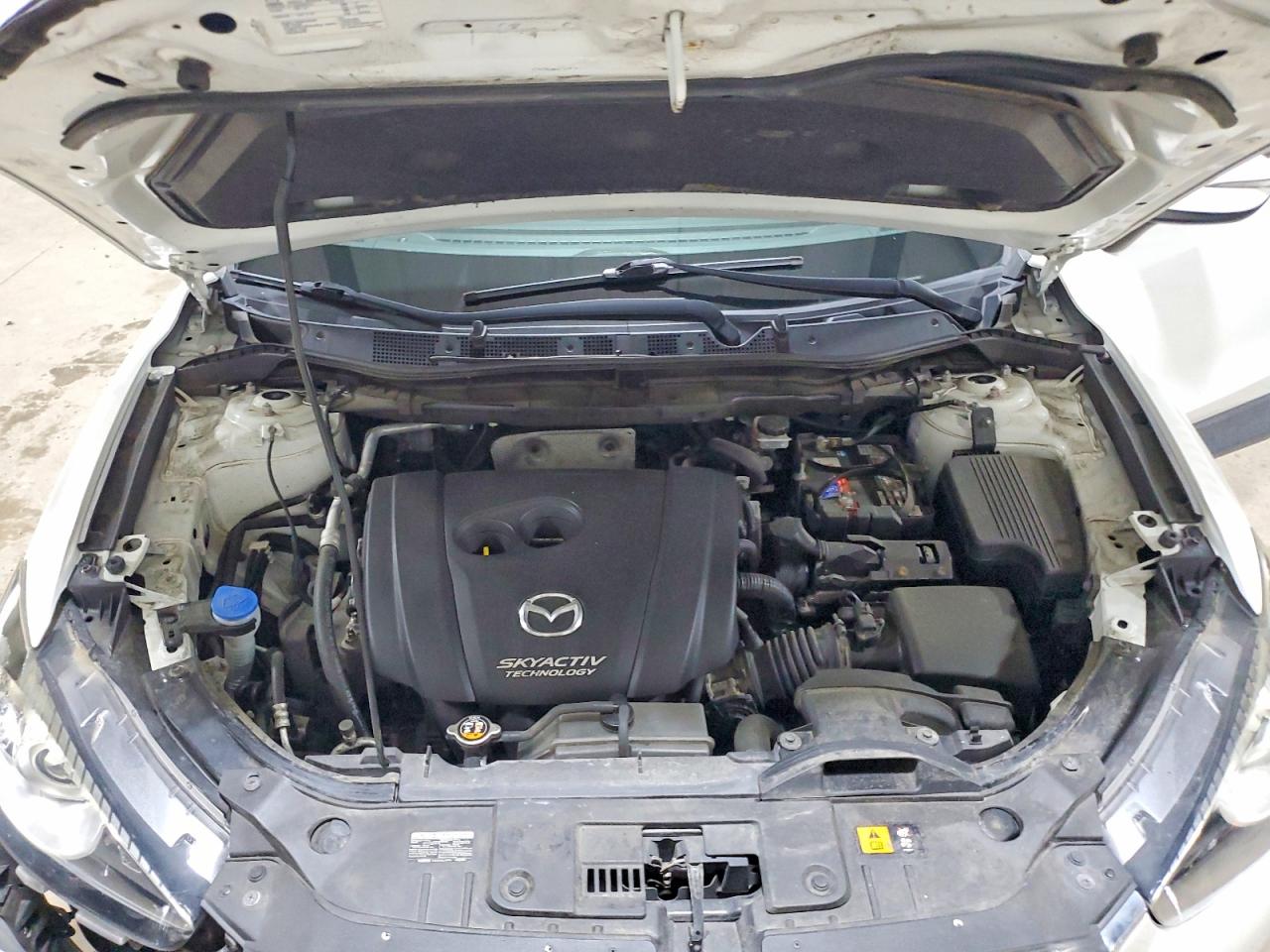 2015 Mazda Cx-5 Gt Белый vin: JM3KE4DY2F0539382