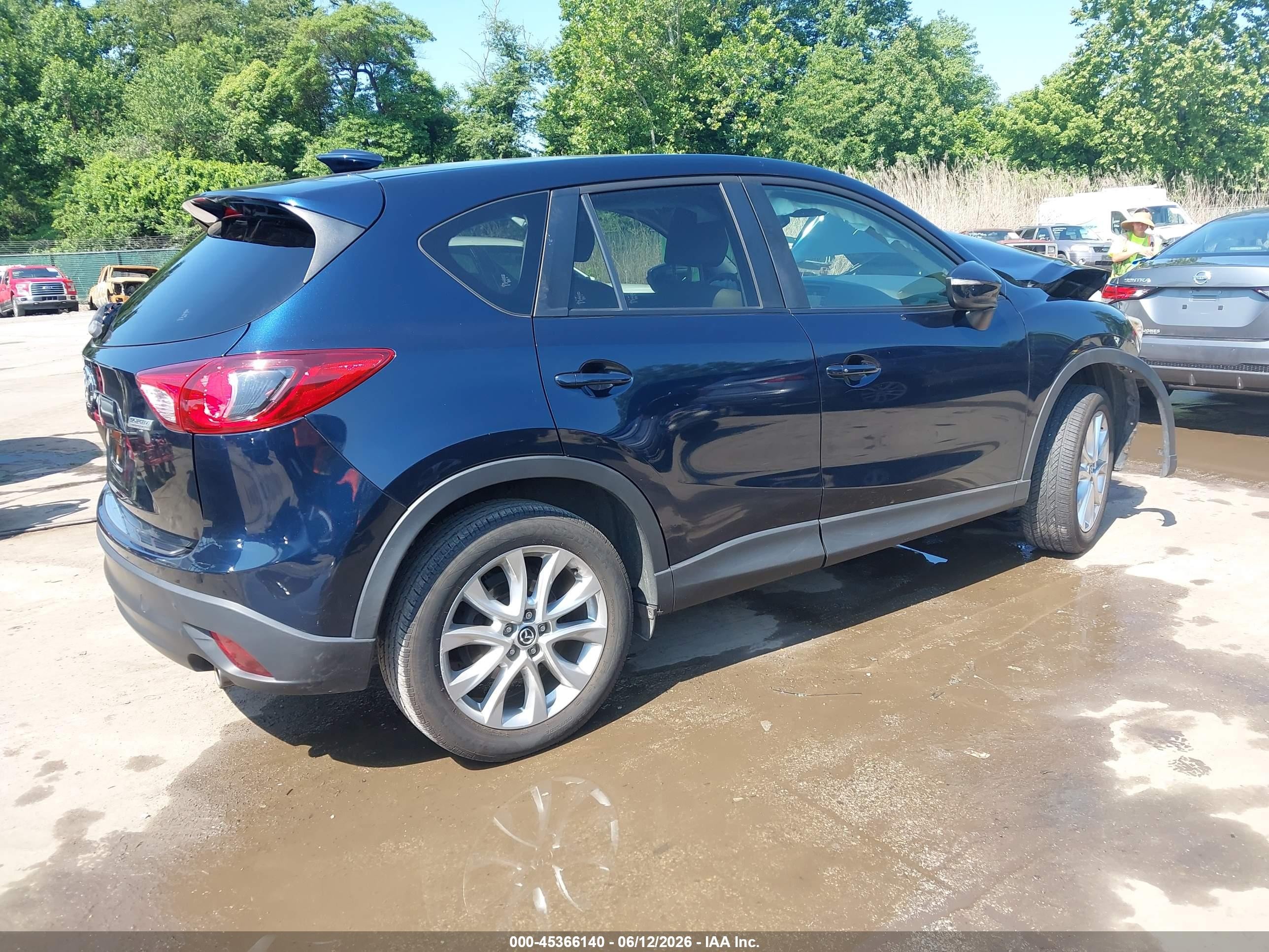 2015 Mazda Cx-5 Grand Touring Blue vin: JM3KE4DY3F0469634