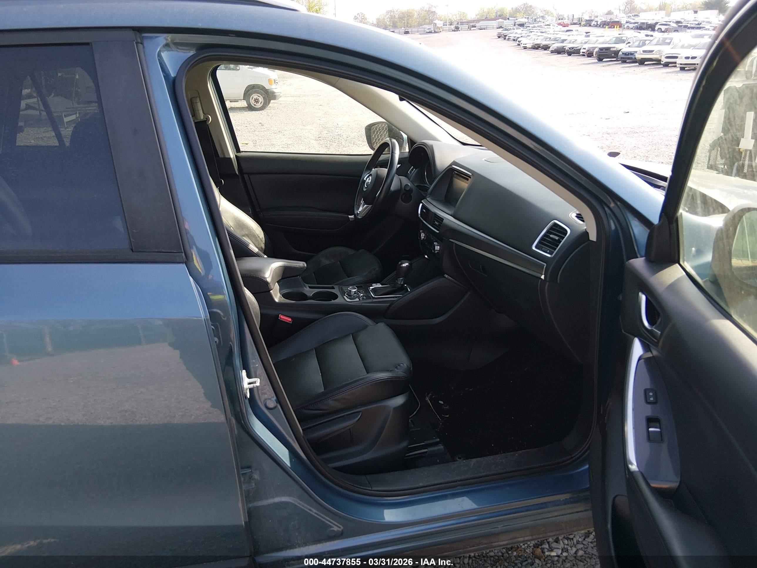 2016 Mazda Cx-5 Grand Touring Blue vin: JM3KE4DY3G0716510