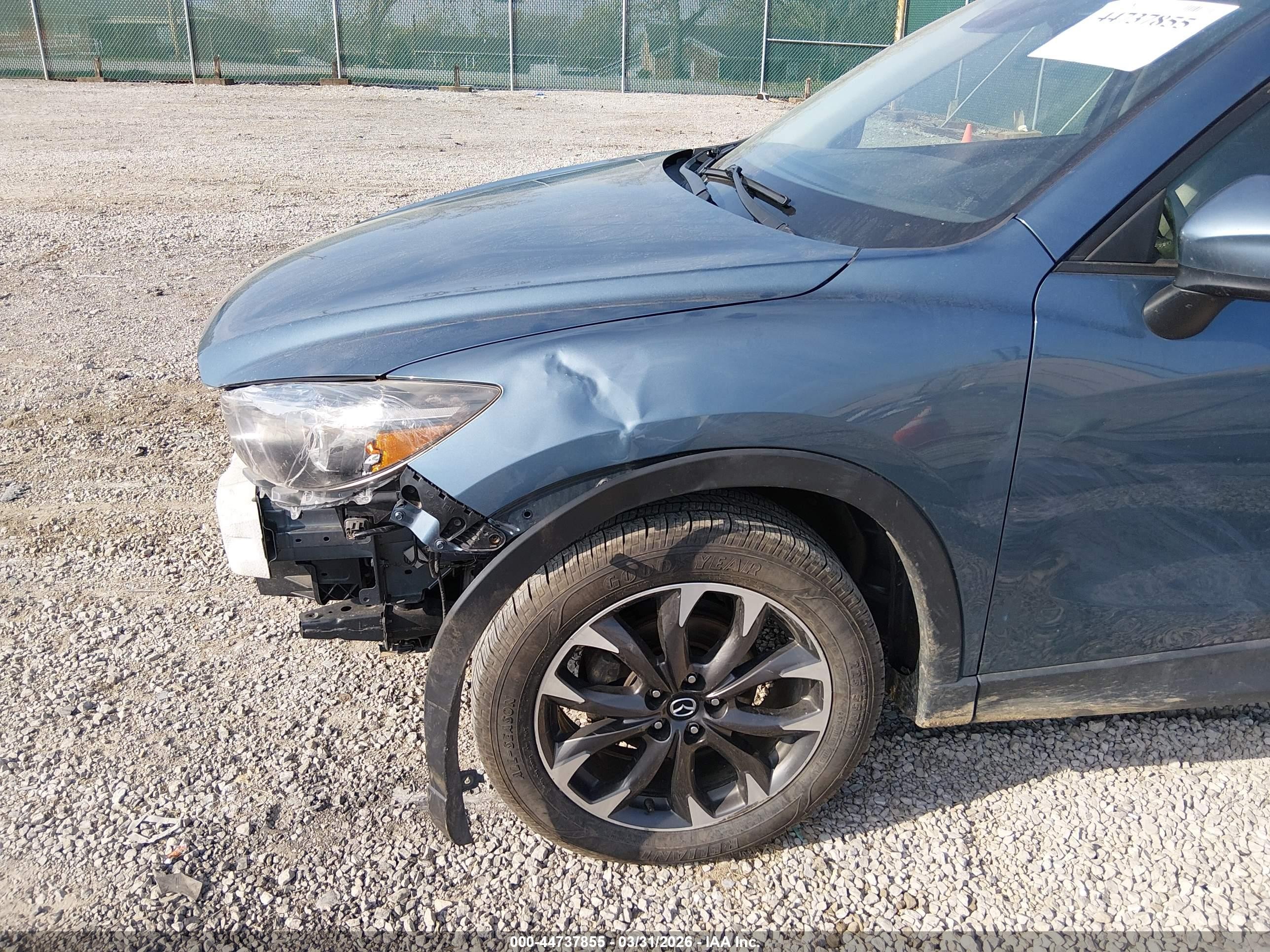 2016 Mazda Cx-5 Grand Touring Blue vin: JM3KE4DY3G0716510