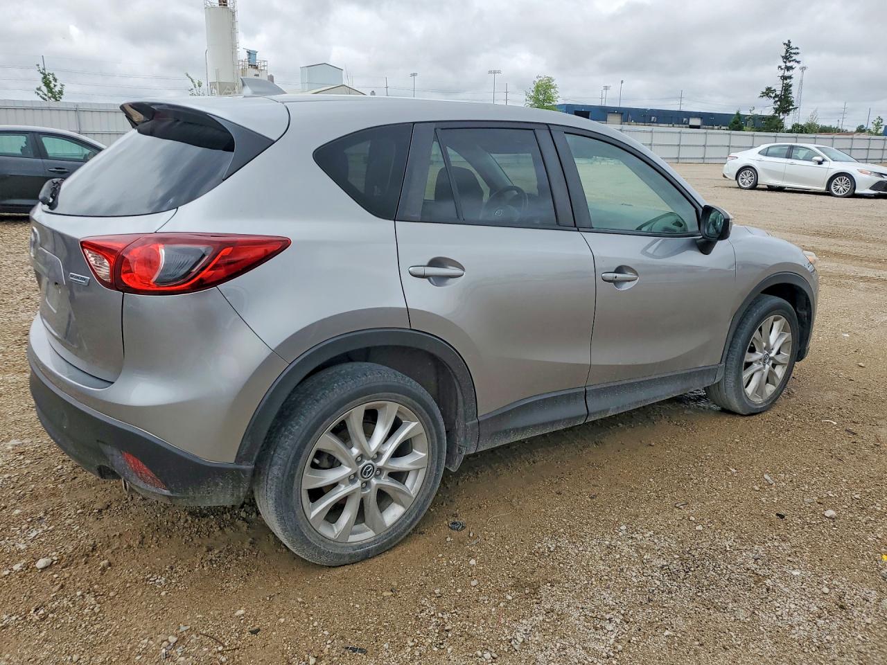 2015 Mazda Cx-5 Серебряный vin: JM3KE4DY7F0525901