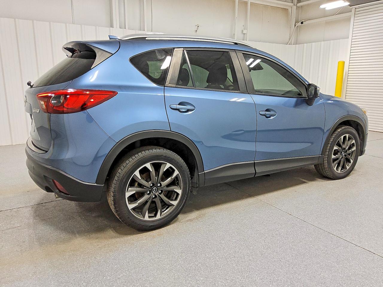2016 Mazda Cx-5 Gt Blue vin: JM3KE4DY7G0726246