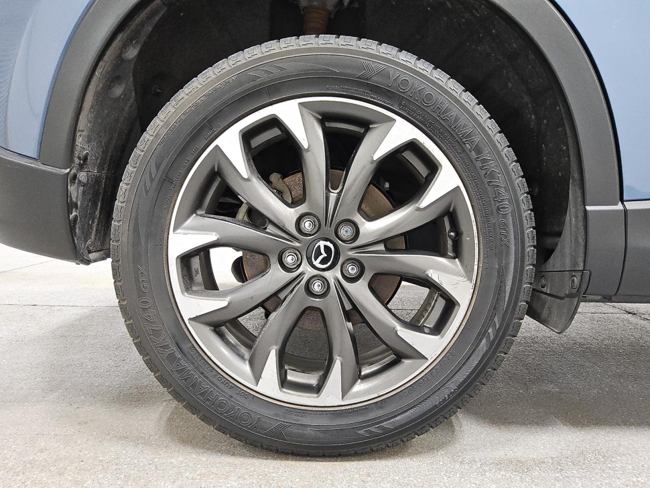 2016 Mazda Cx-5 Gt Blue vin: JM3KE4DY7G0726246 Damage: Right Rear Wheel, Curb Rash, 5 To 6 Inches