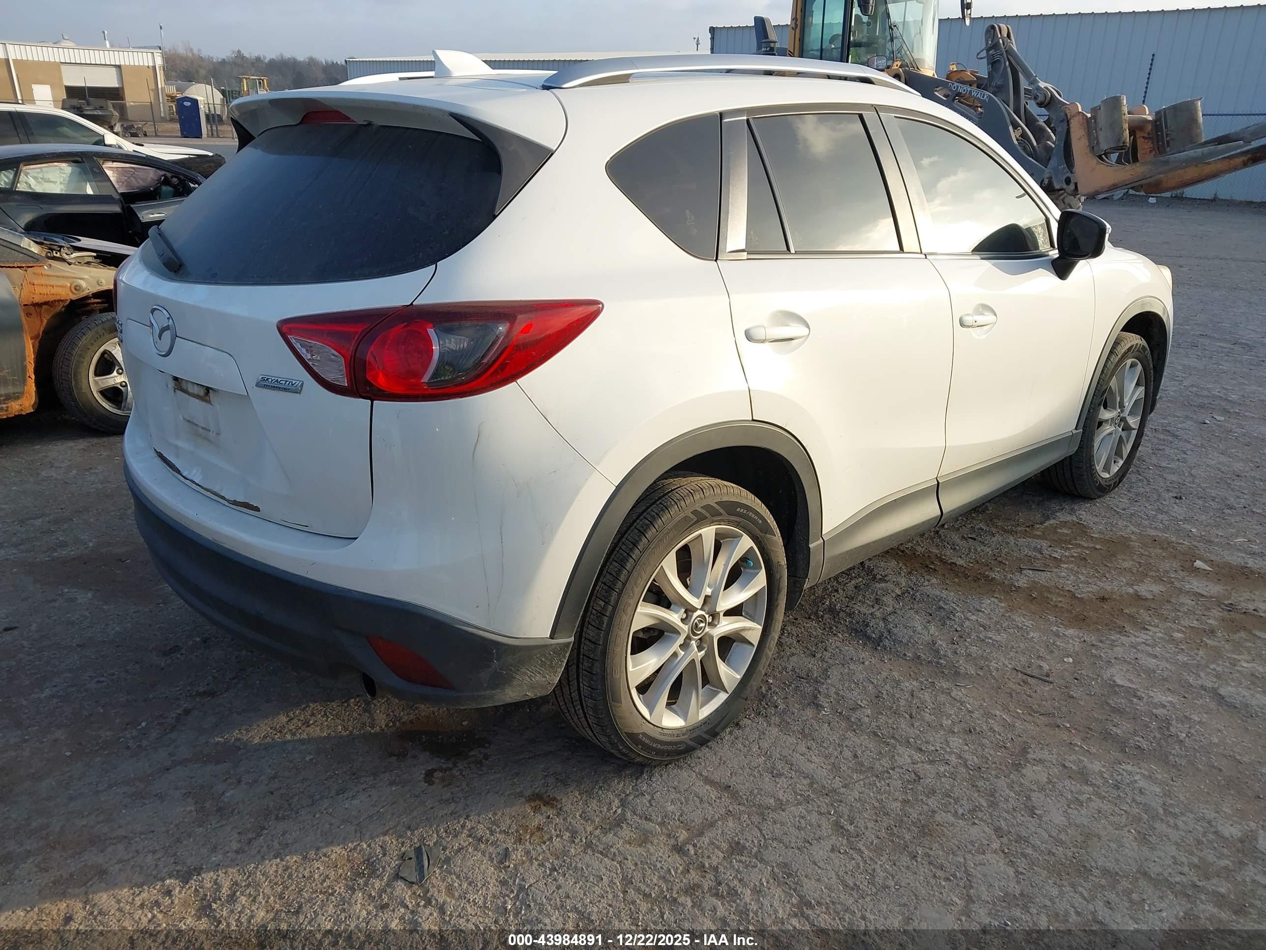2015 Mazda Cx-5 Grand Touring White vin: JM3KE4DYXF0494739