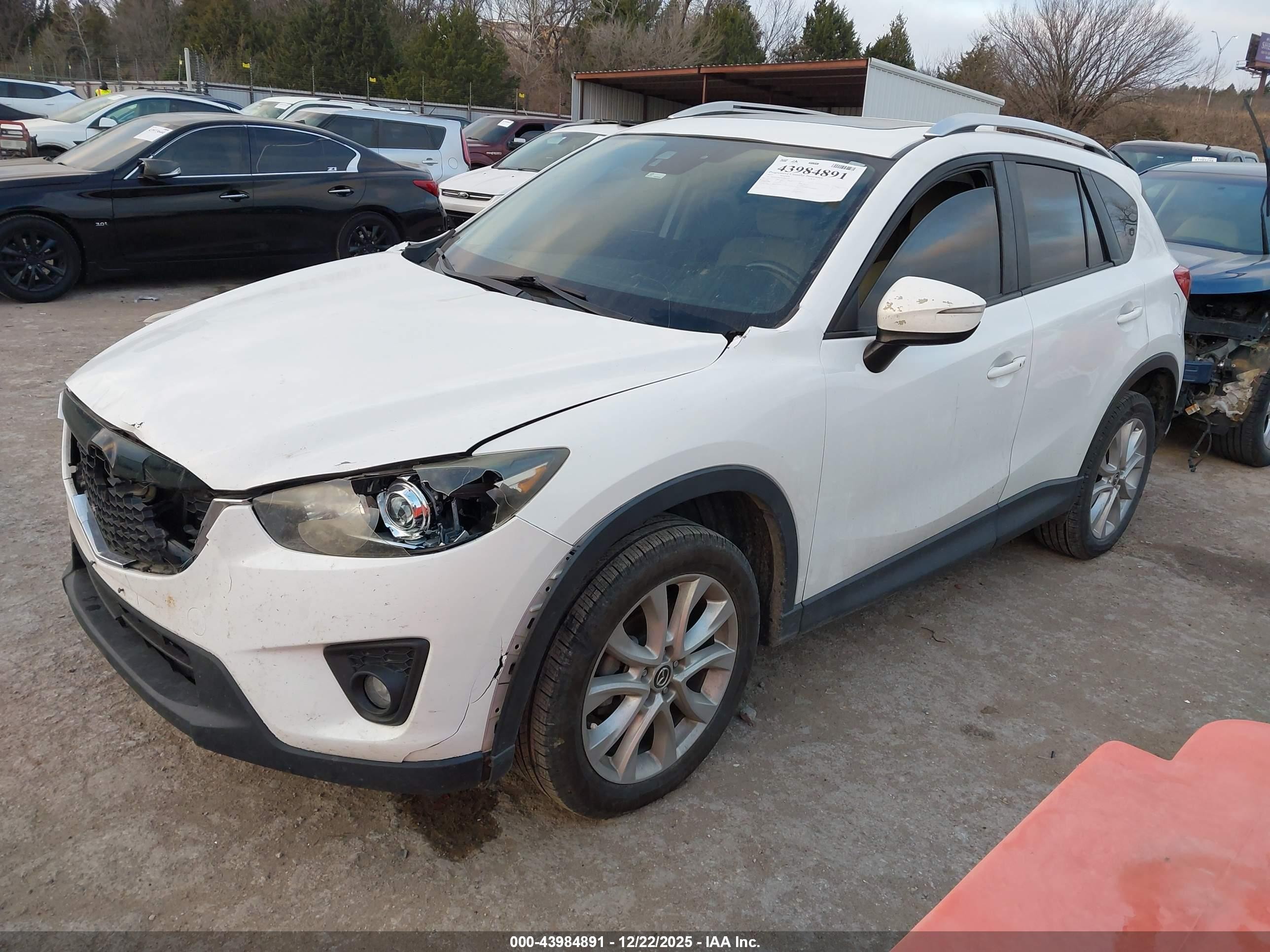 2015 Mazda Cx-5 Grand Touring White vin: JM3KE4DYXF0494739