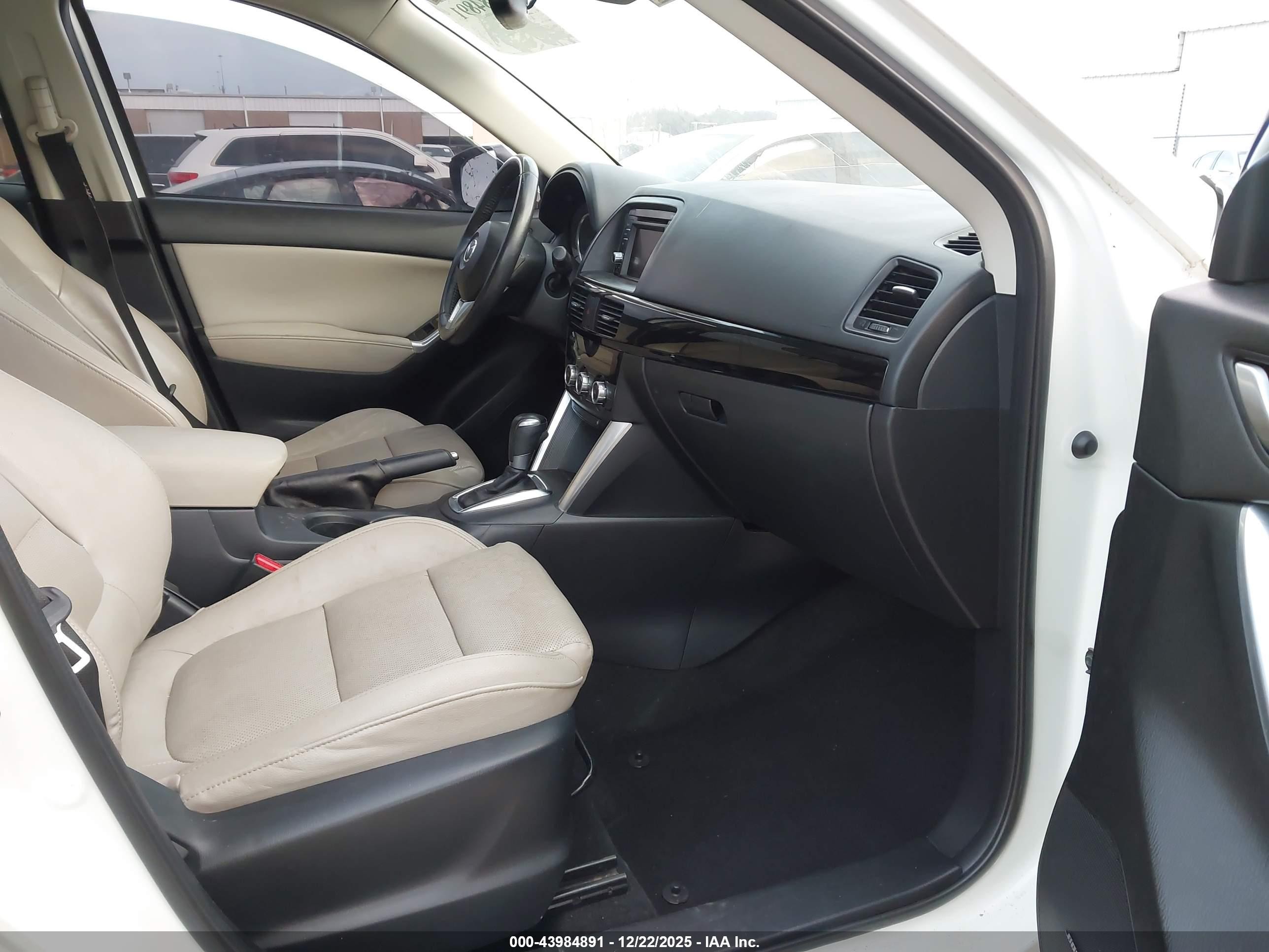 2015 Mazda Cx-5 Grand Touring White vin: JM3KE4DYXF0494739