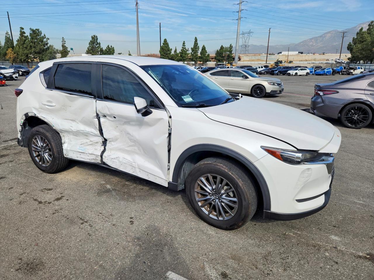 2018 Mazda Cx-5 Sport White vin: JM3KFABM5J1456253