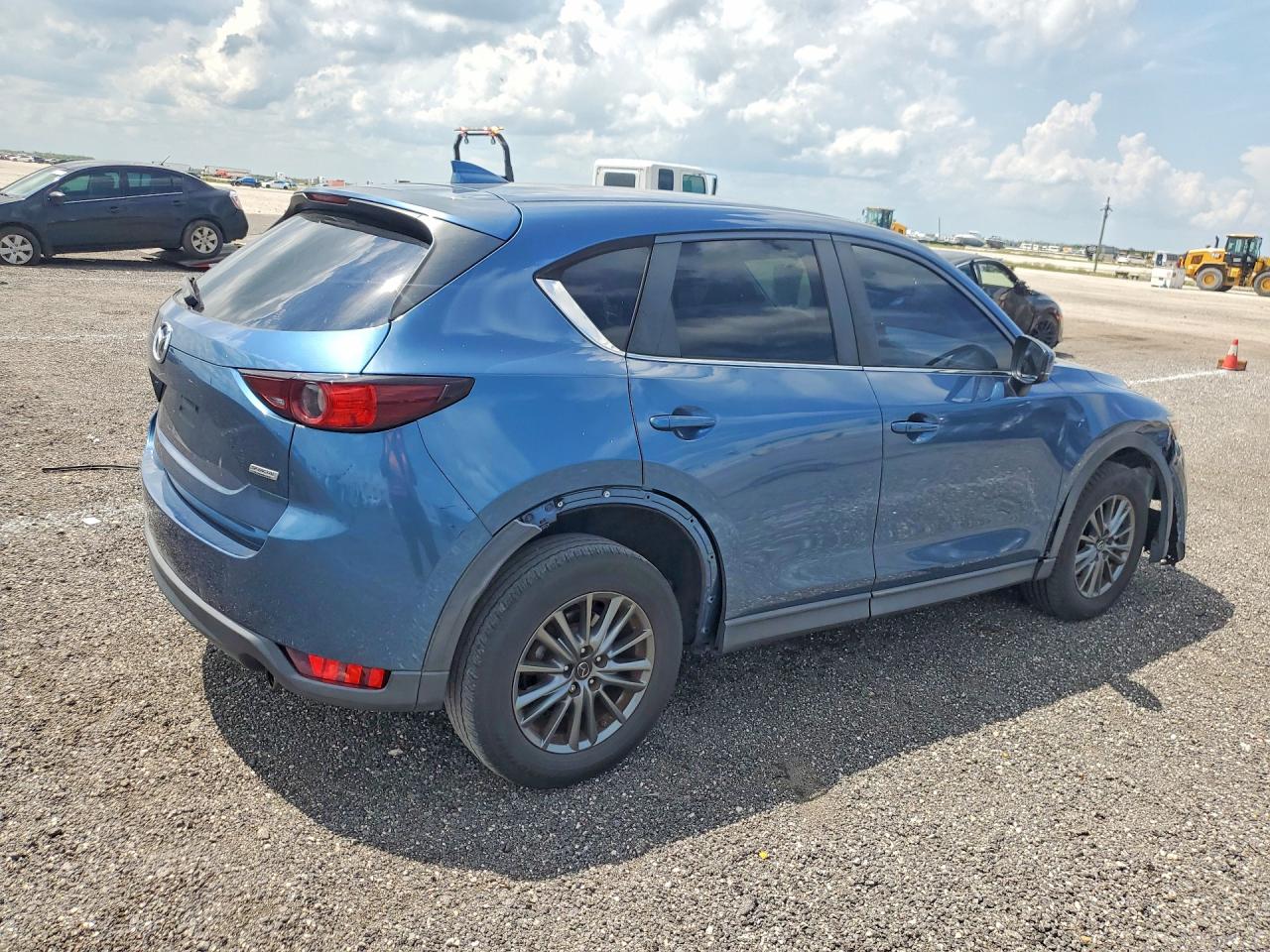2017 Mazda Cx-5 Touring Blue vin: JM3KFACL4H0104738