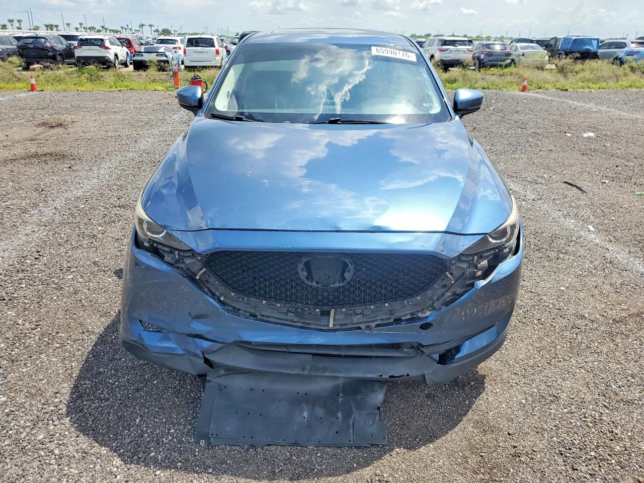 2017 Mazda Cx-5 Touring Blue vin: JM3KFACL4H0104738