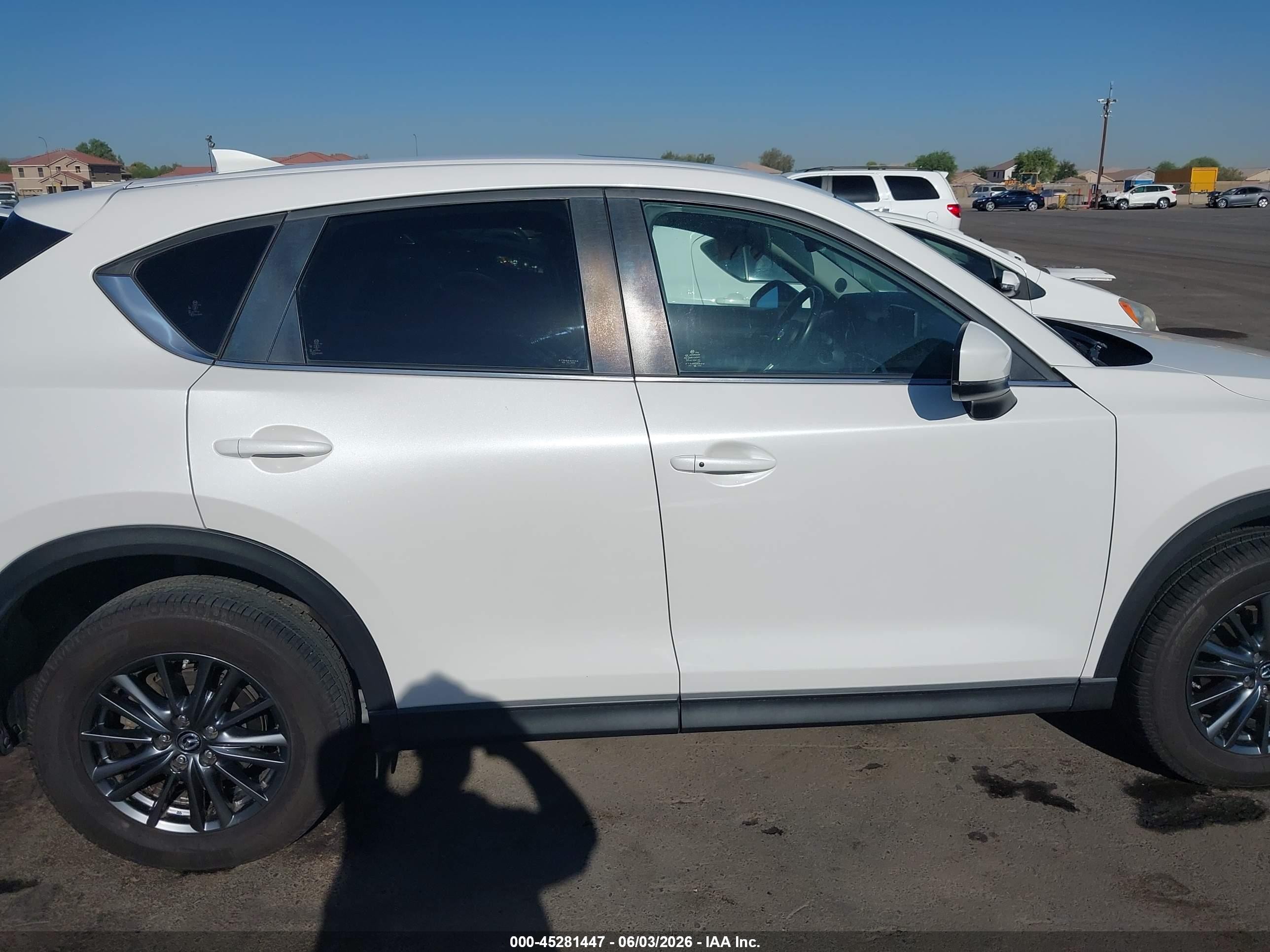 2019 Mazda Cx-5 Touring White vin: JM3KFACM0K0698650