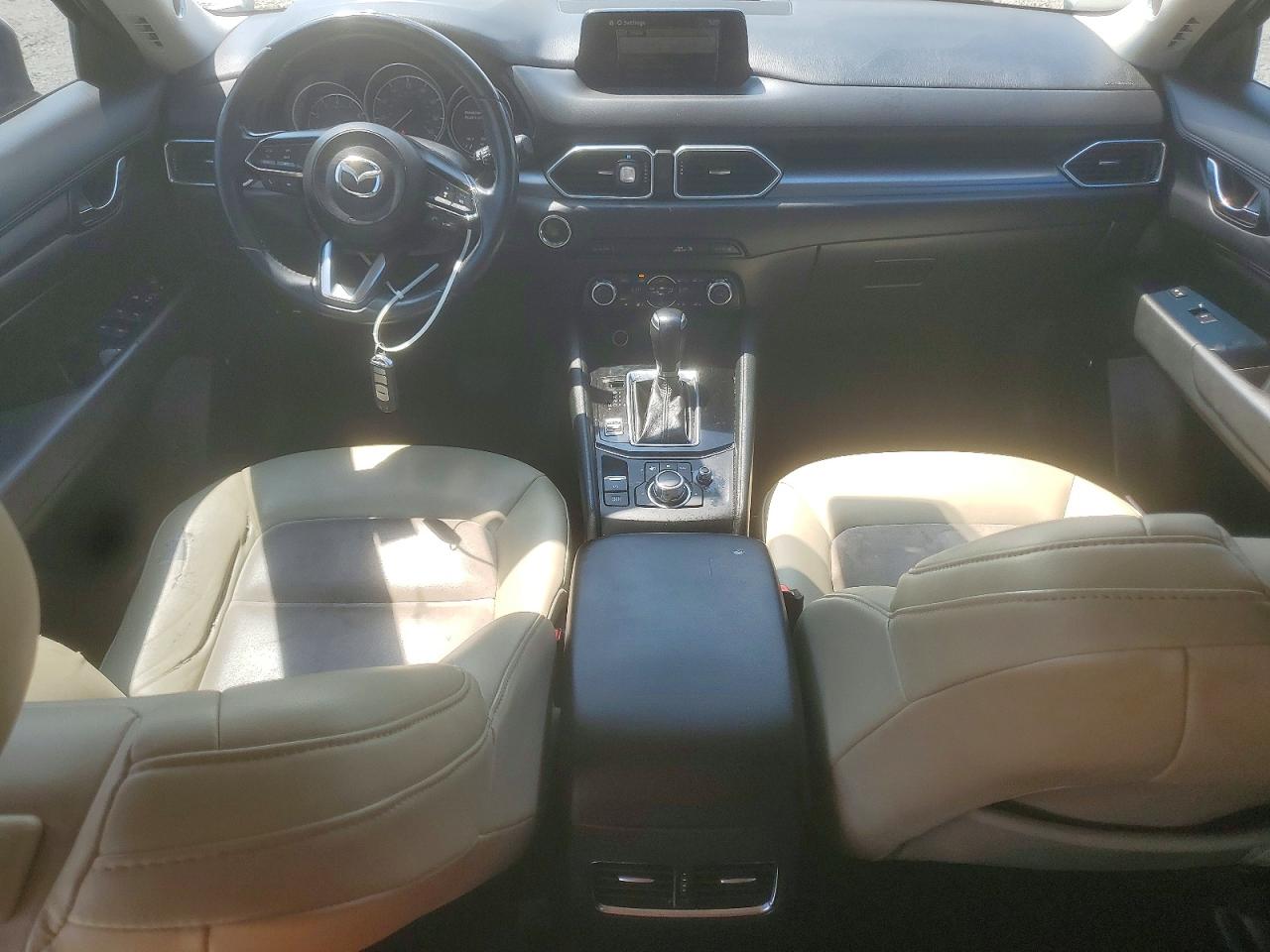 2018 Mazda Cx-5 Touring Белый vin: JM3KFACM1J0407569