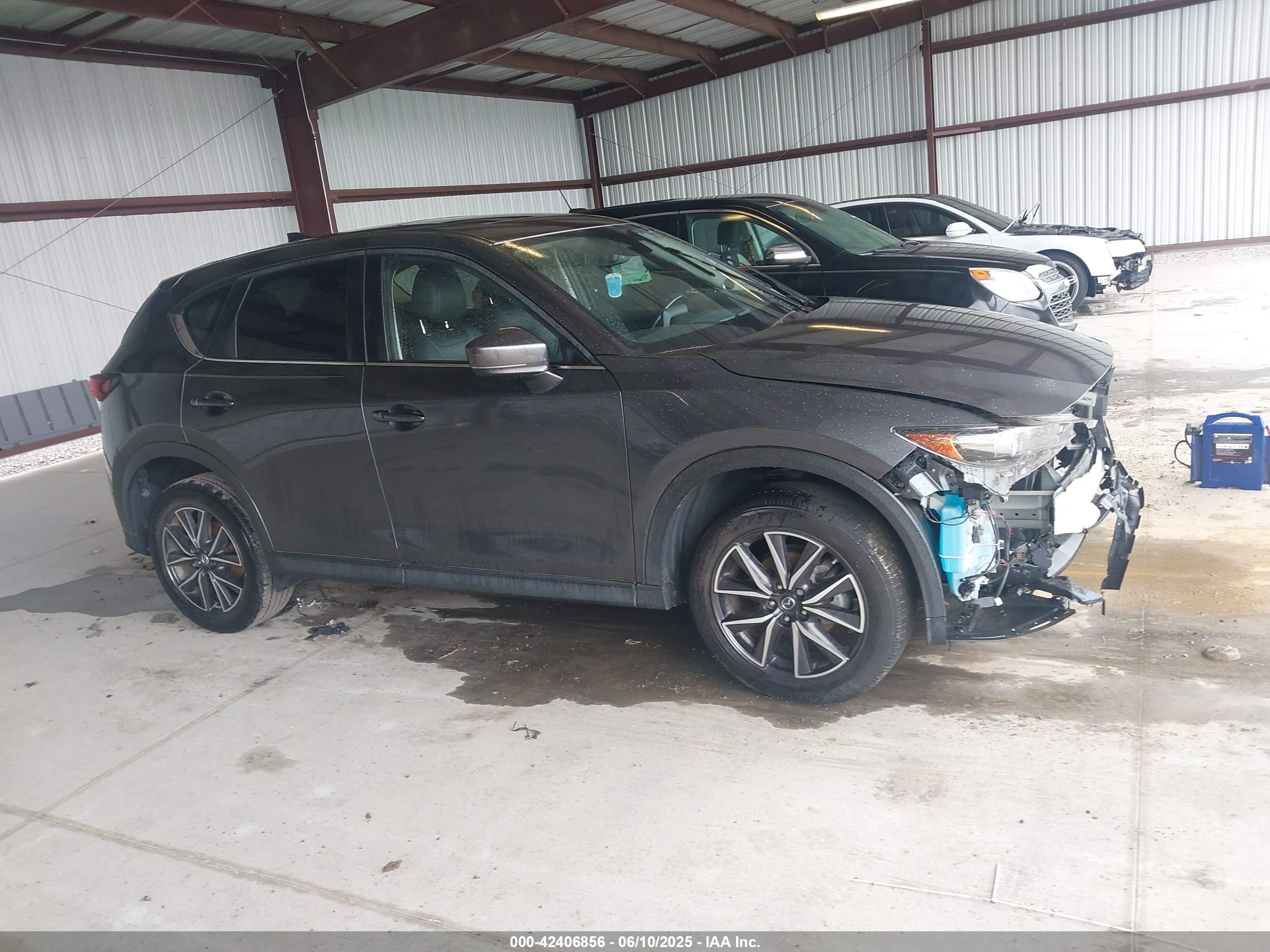 2018 Mazda Cx-5 Touring Серый vin: JM3KFACM1J1461495